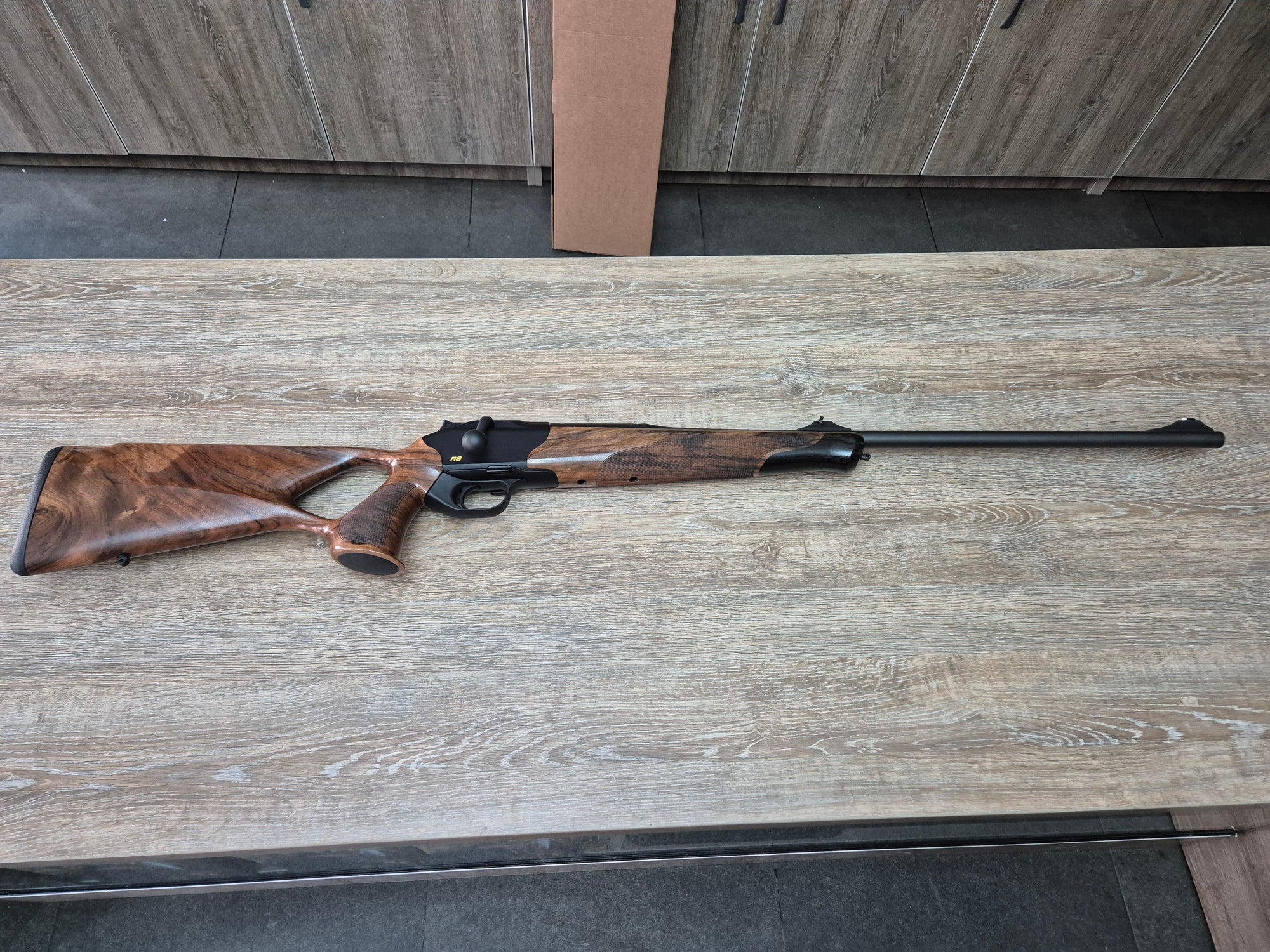 Carabina Blaser R8 Success, cal 8x68S, 65cm, pat lemn ergonomic