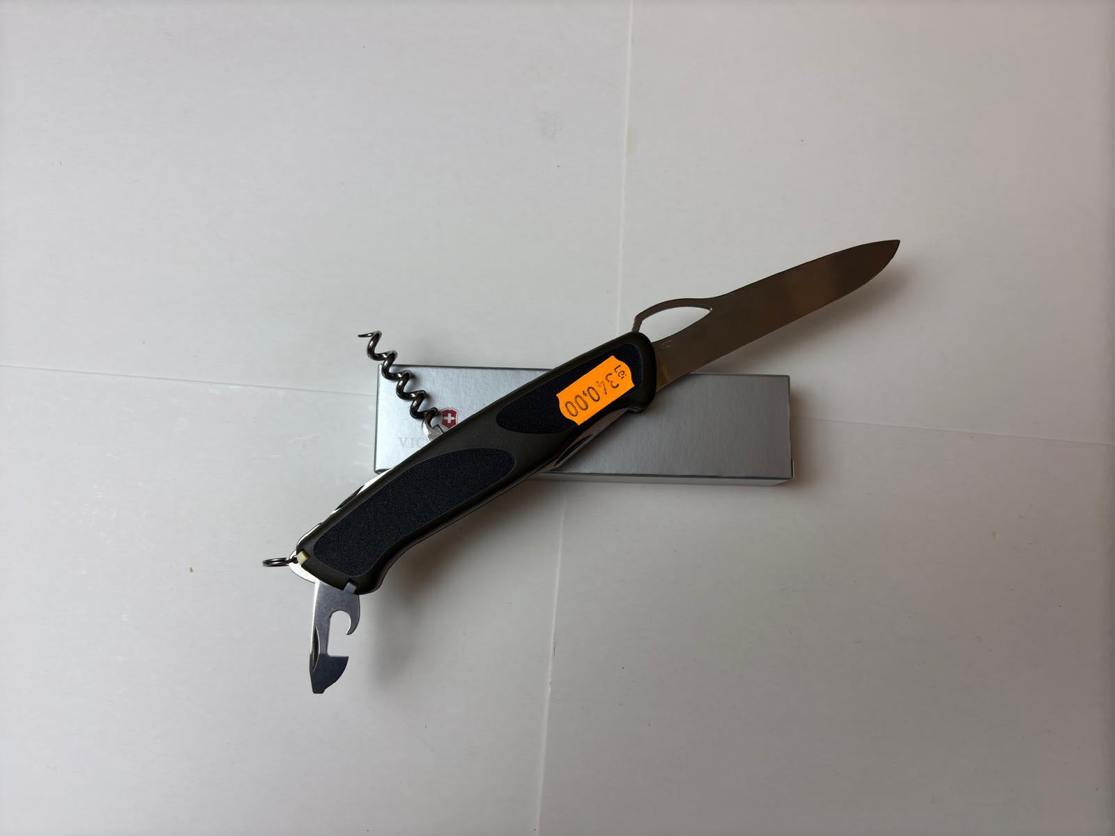 Briceag Victorinox RANGER GRIP 61 VERDE-NEGRU 0.9553.MC4