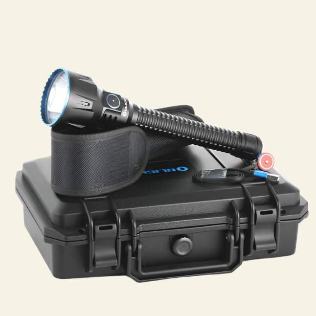 Lanterna Olight Javelot TURBO, 1300 lumeni / 1300m distanta, incarcator magnetic