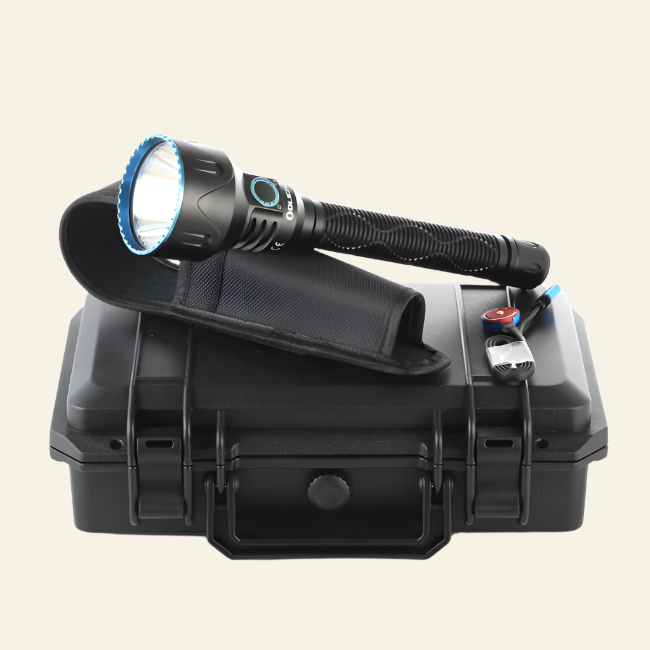 Lanterna Olight Javelot PRO 2, 2500 lumeni / 1050m distanta, incarcator magnetic