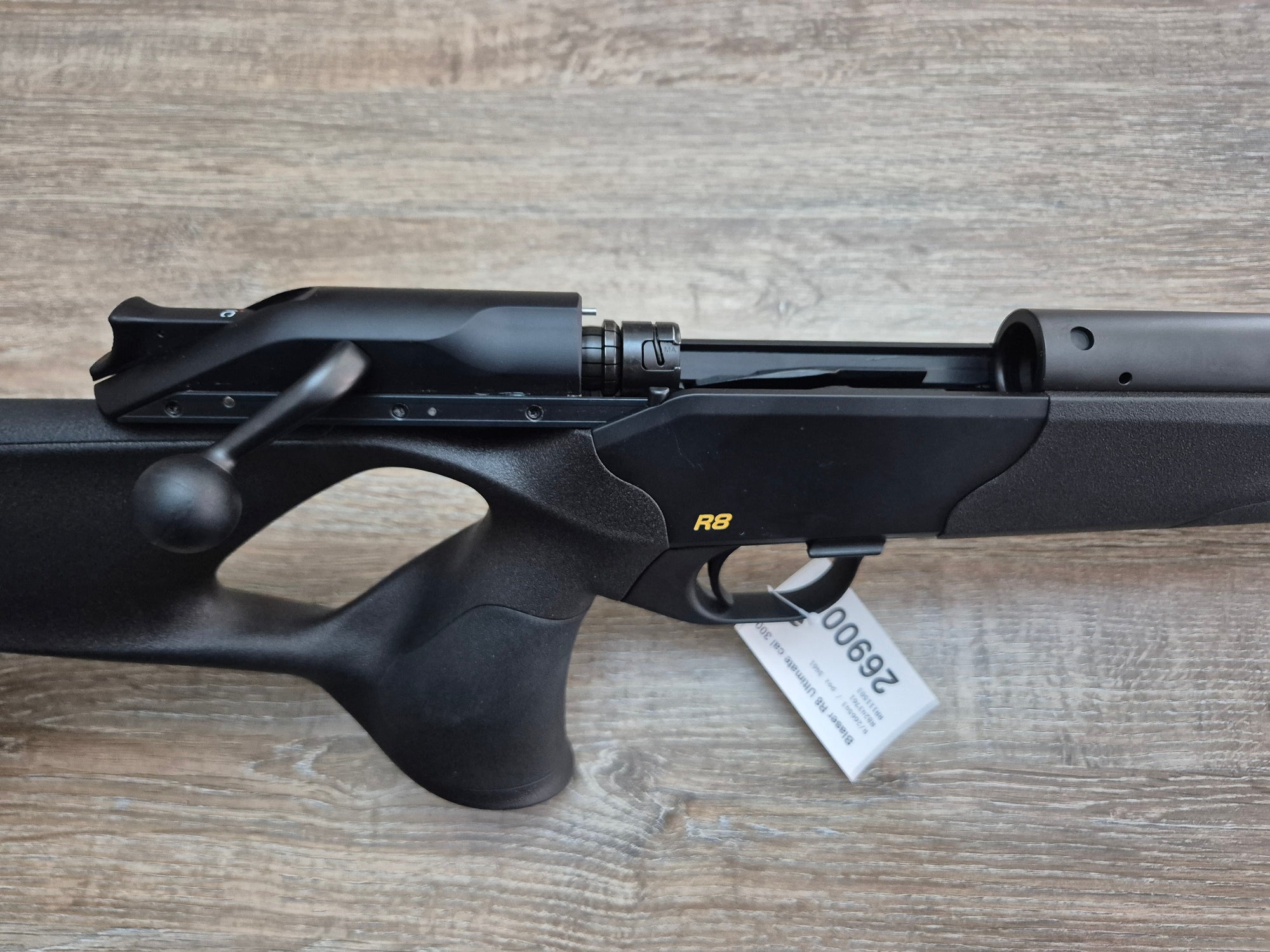 Blaser R8 Ultimate cal 300 win mag, teava 65cm, filet