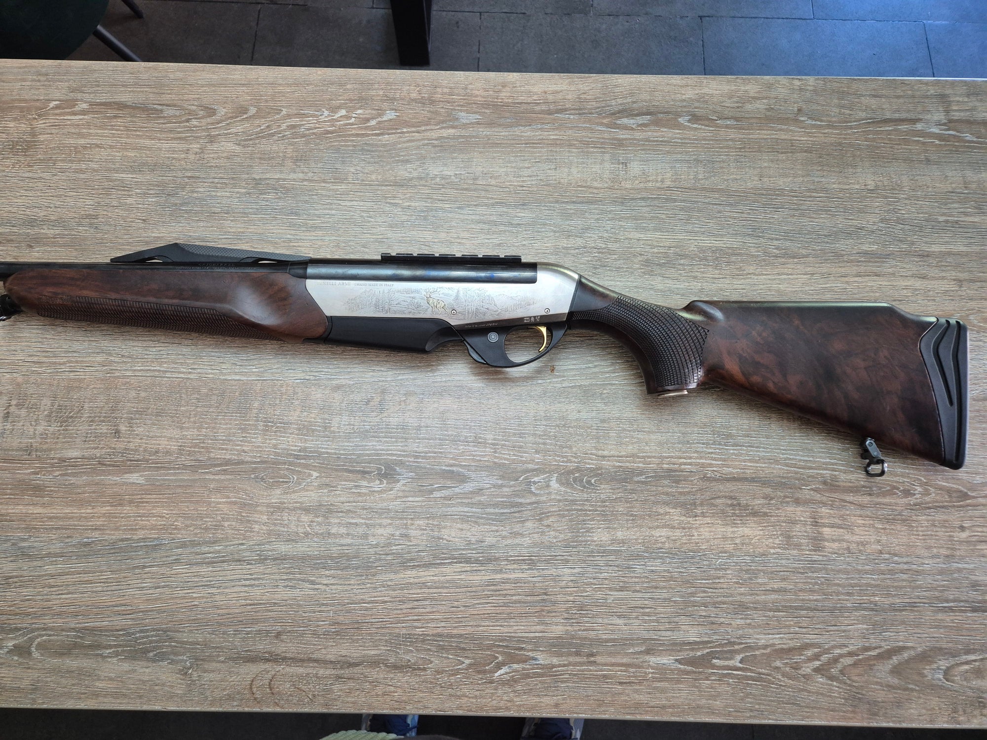 Carabina semiaut Benelli Argo Endurance Limited Edition, cal 9.3x62