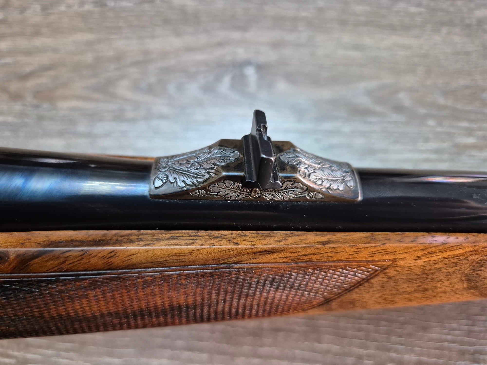 Carabina manufact. Krico, cal 6.5x68, teava 65cm, gravuri