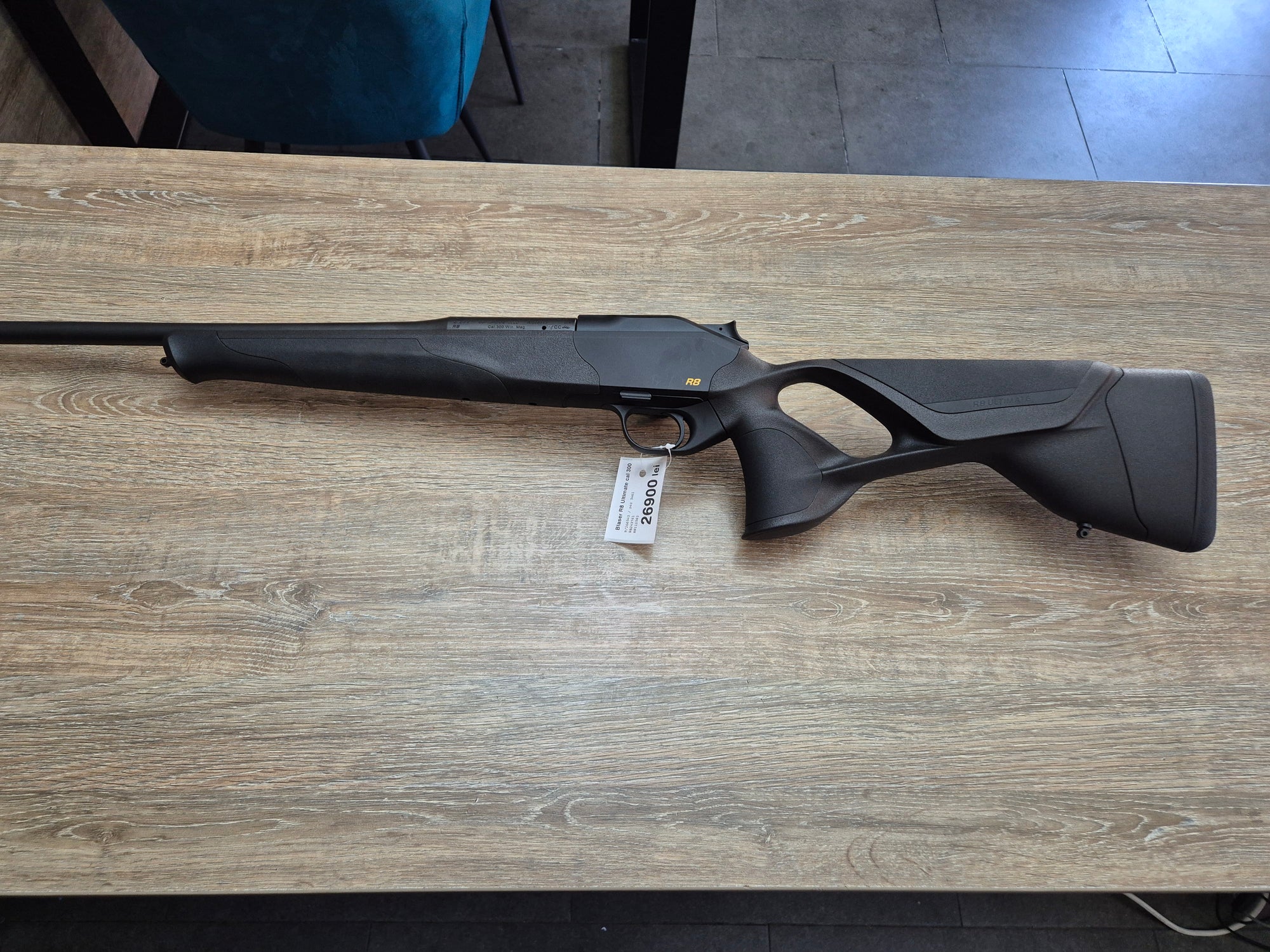 Blaser R8 Ultimate cal 300 win mag, teava 65cm, filet