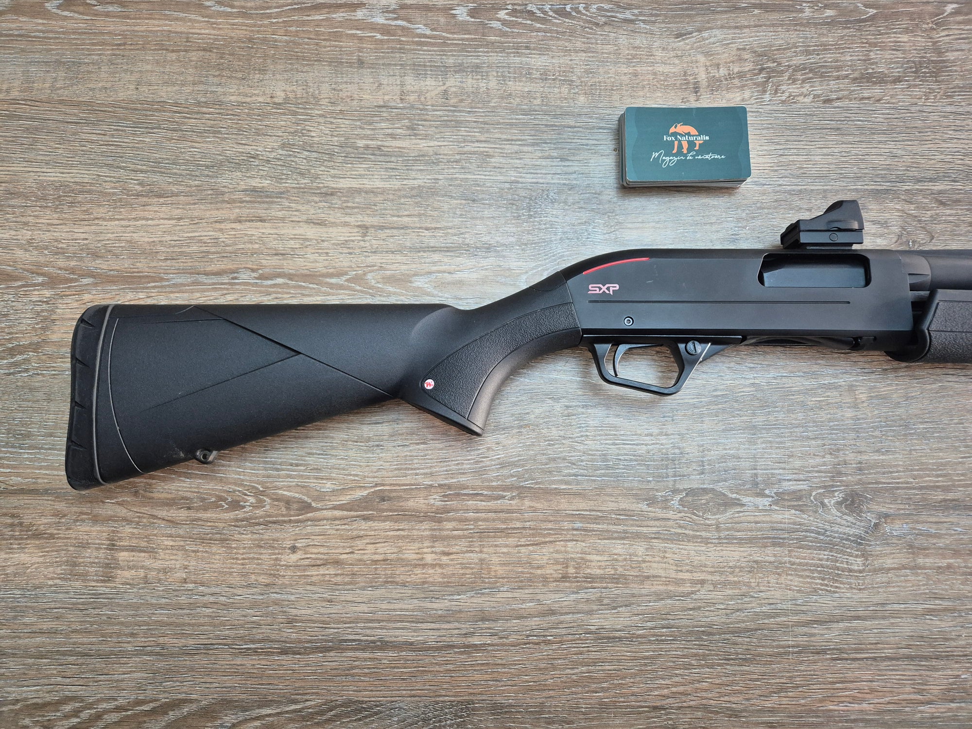 Lisa Pump-Action Winchester SXP Shadow + Red dot GPO