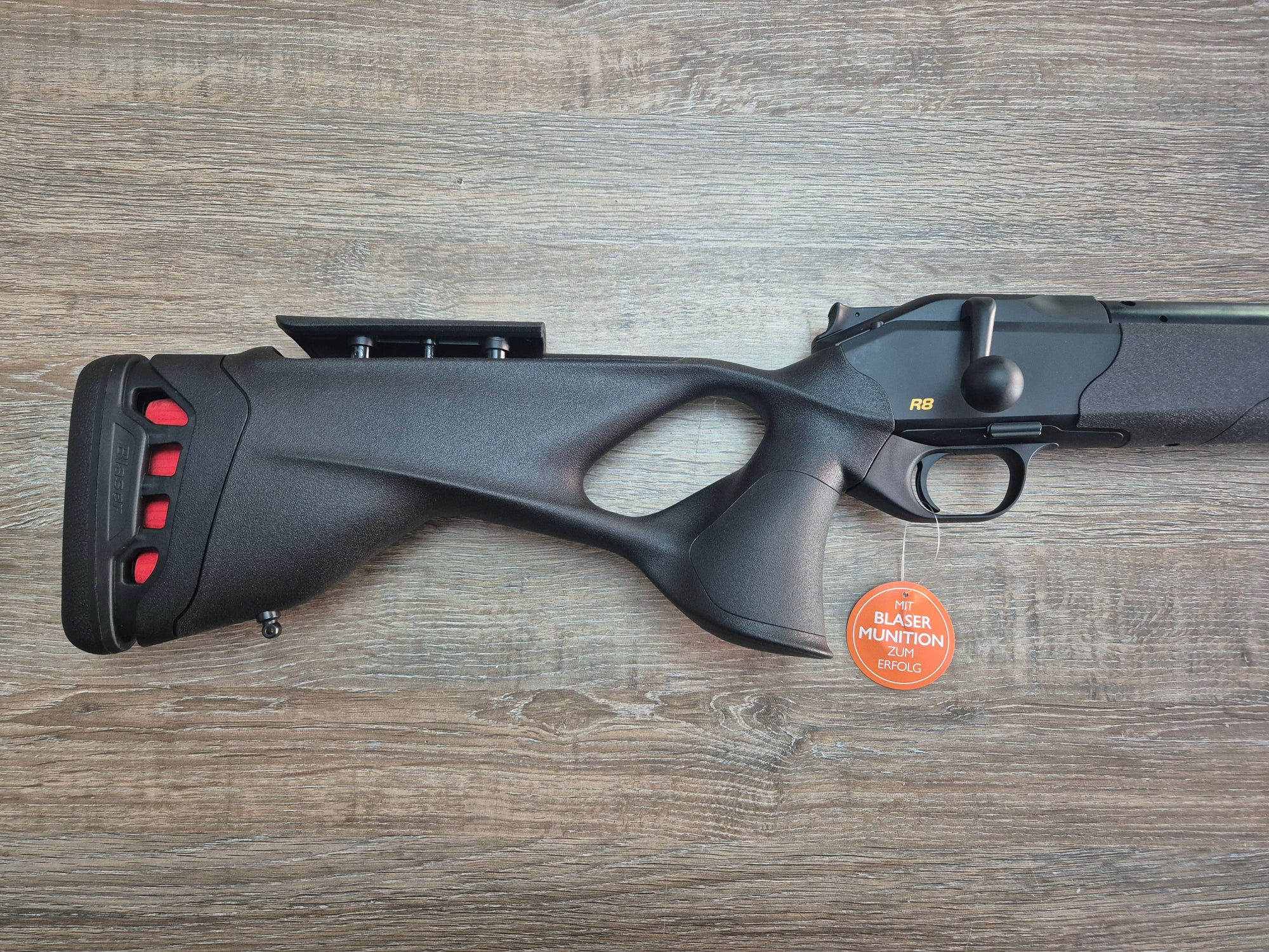 Carabina Blaser R8 Ultimate, cal 8x68S, 65cm, amortizor recul, obrazar reglabil