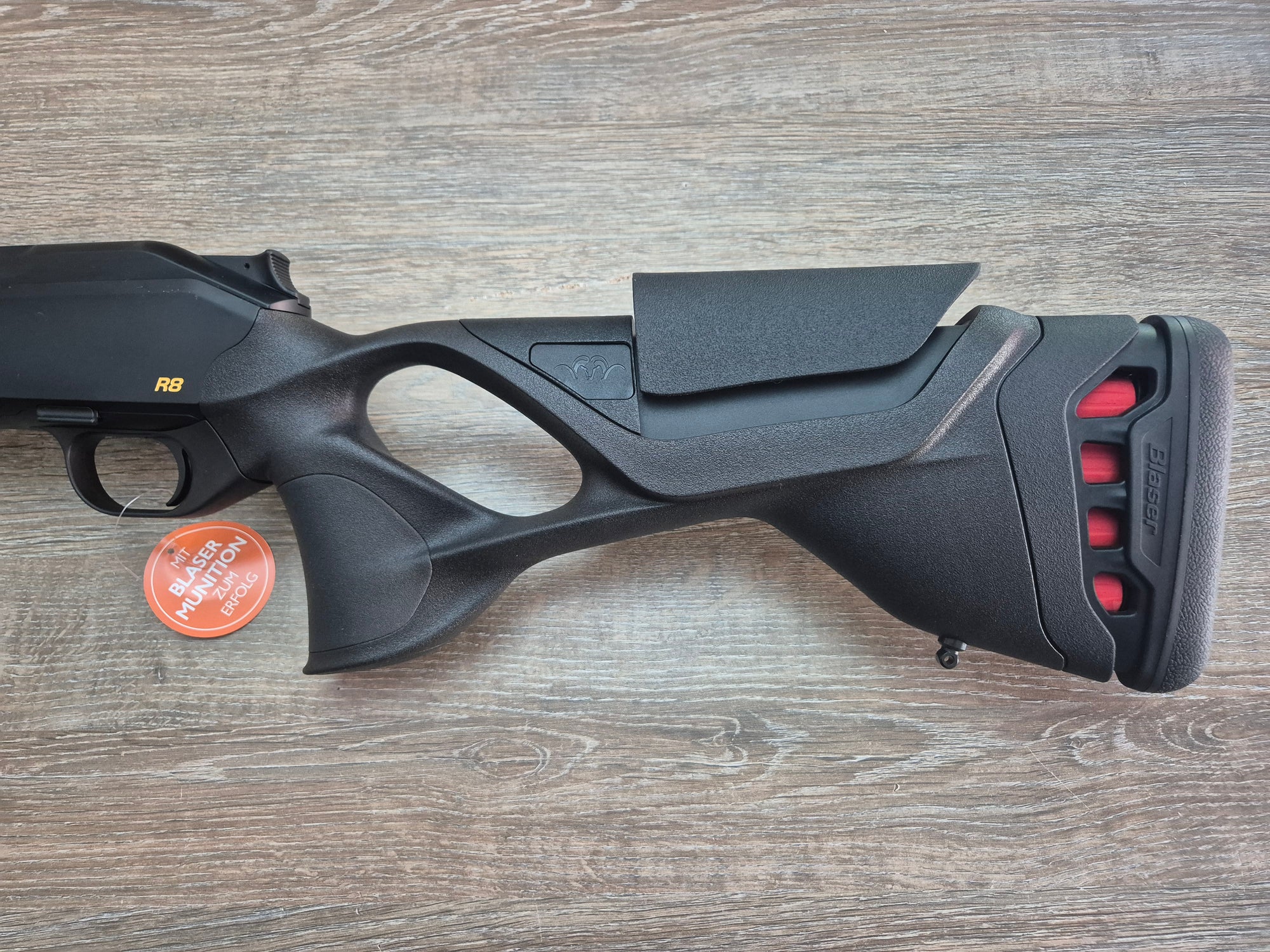 Carabina Blaser R8 Ultimate, cal 8x68S, 65cm, amortizor recul, obrazar reglabil