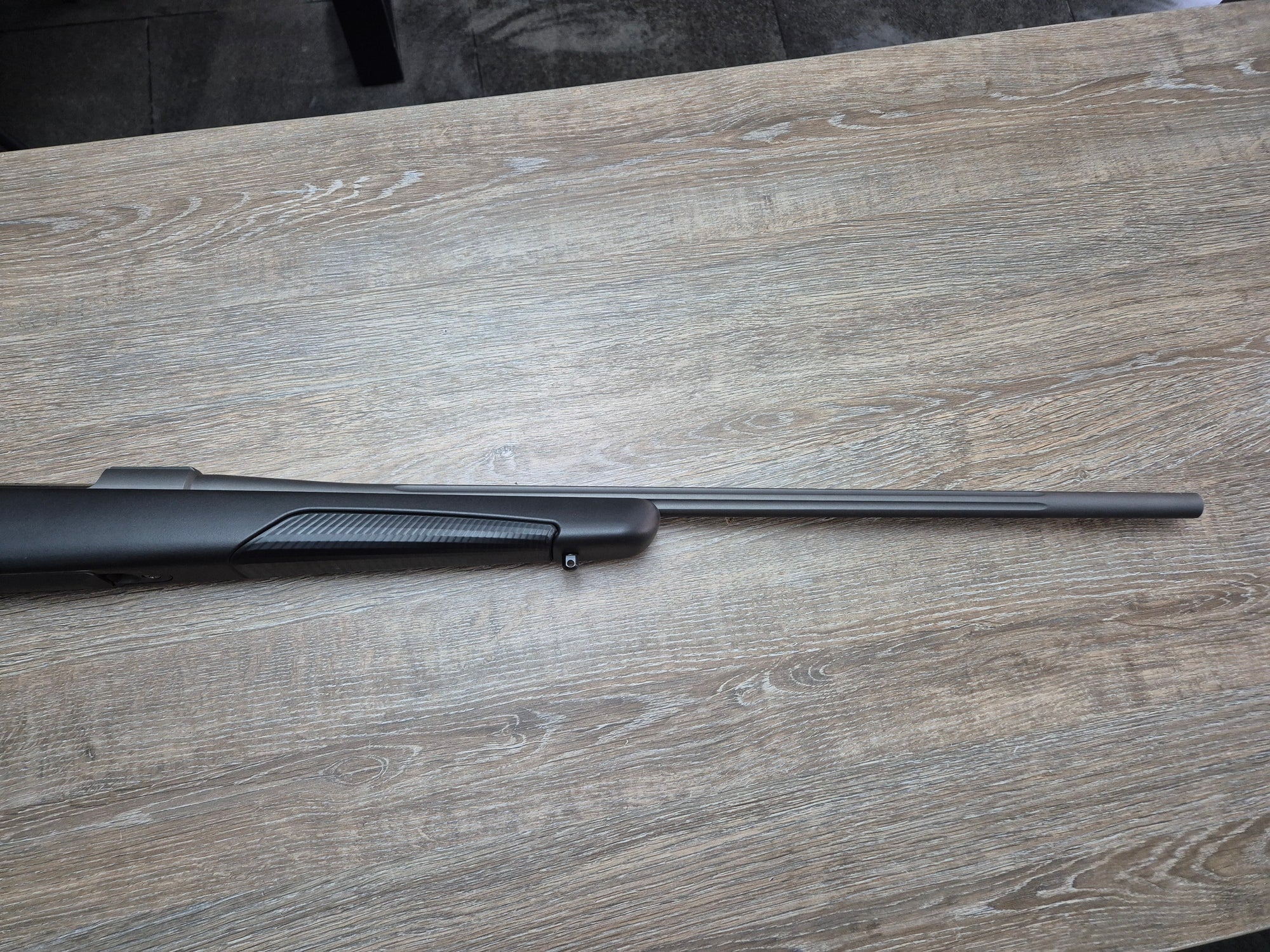 Carabina SAKO 85 SM, cal 300 WSM, teava fluted 61cm cerakote, pat sintetic