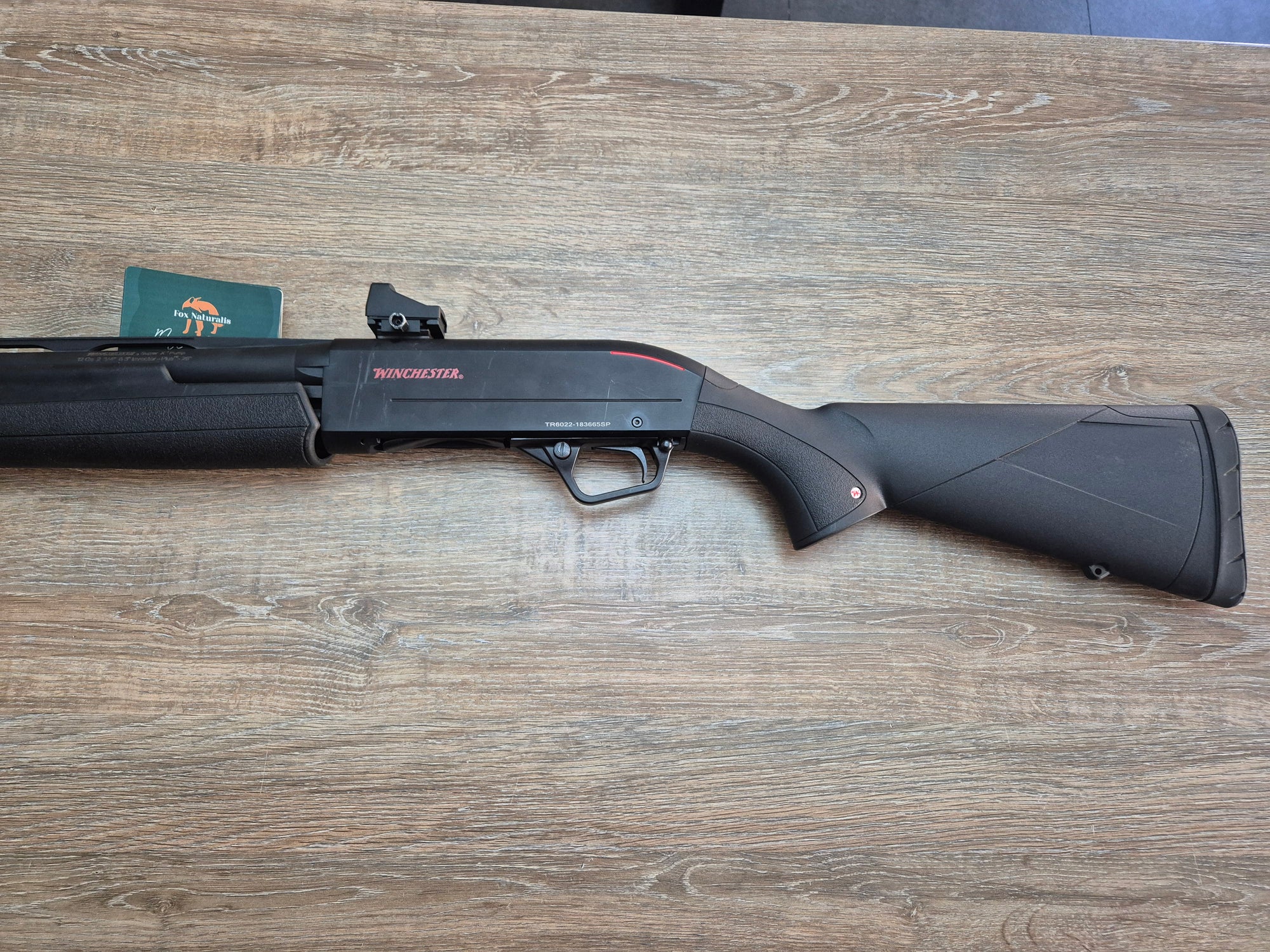 Lisa Pump-Action Winchester SXP Shadow + Red dot GPO