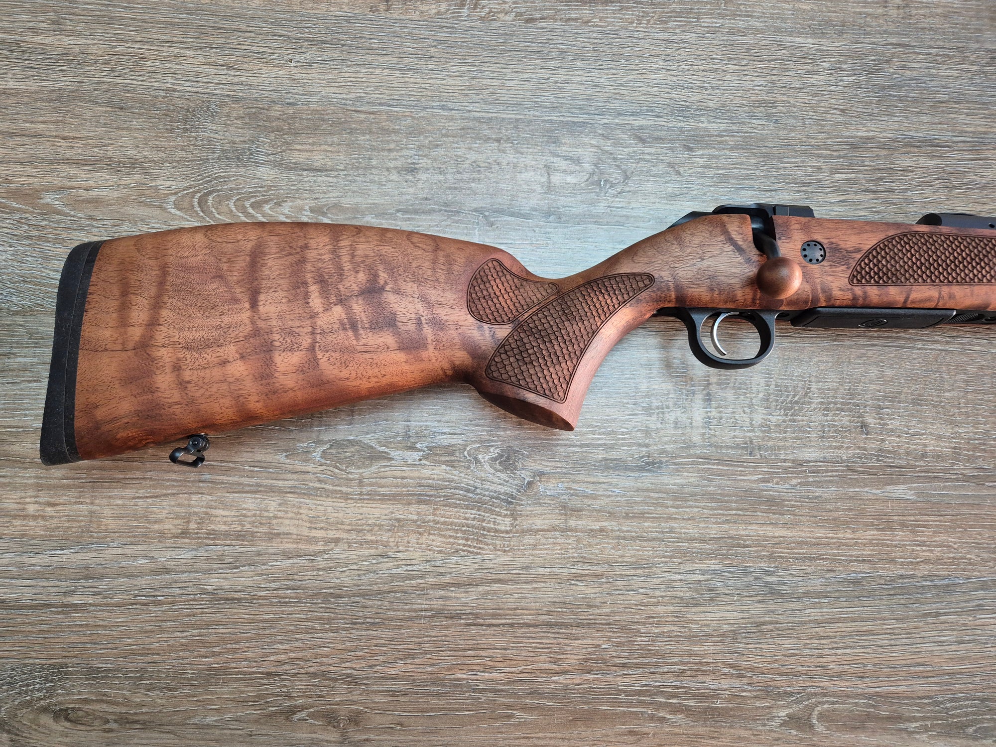 Carabina CZ 600 Lux, cal 308 win, 51cm, pat lemn, cătări