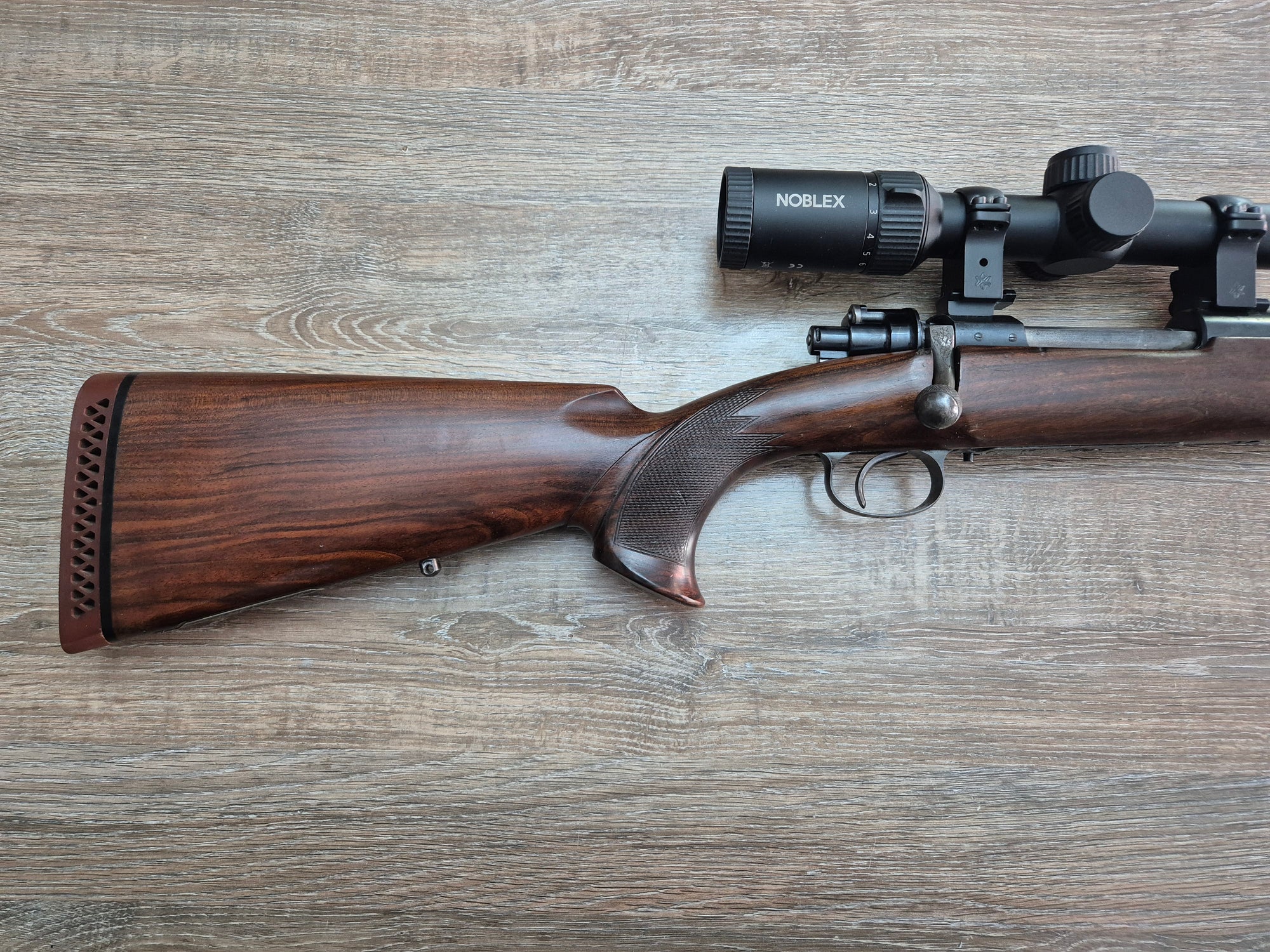 Carabina Husqvarna, cal 8x57JS, 61 cm, luneta Noblex 1-6x24