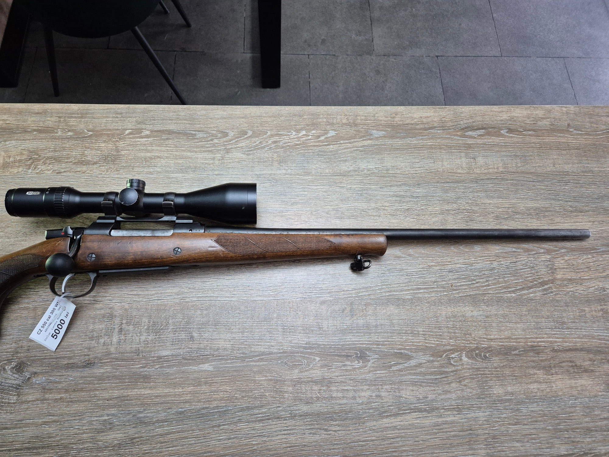 Carabina CZ 550 Lux, cal 300 win mag, 60cm, luneta Meopta 3-12x56