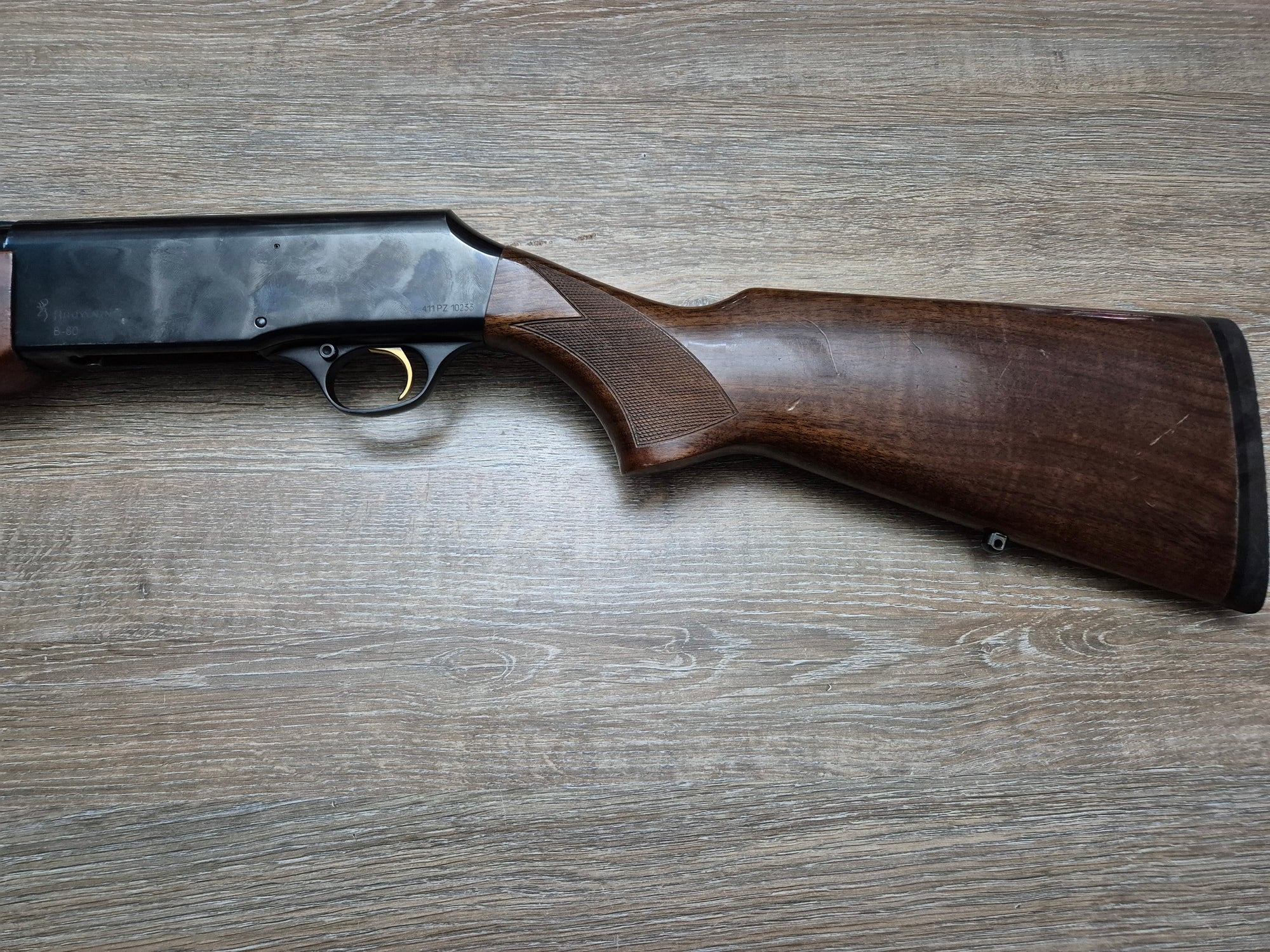 Lisa semiauto Browning B80, cal 12, teava 69cm, pat lemn