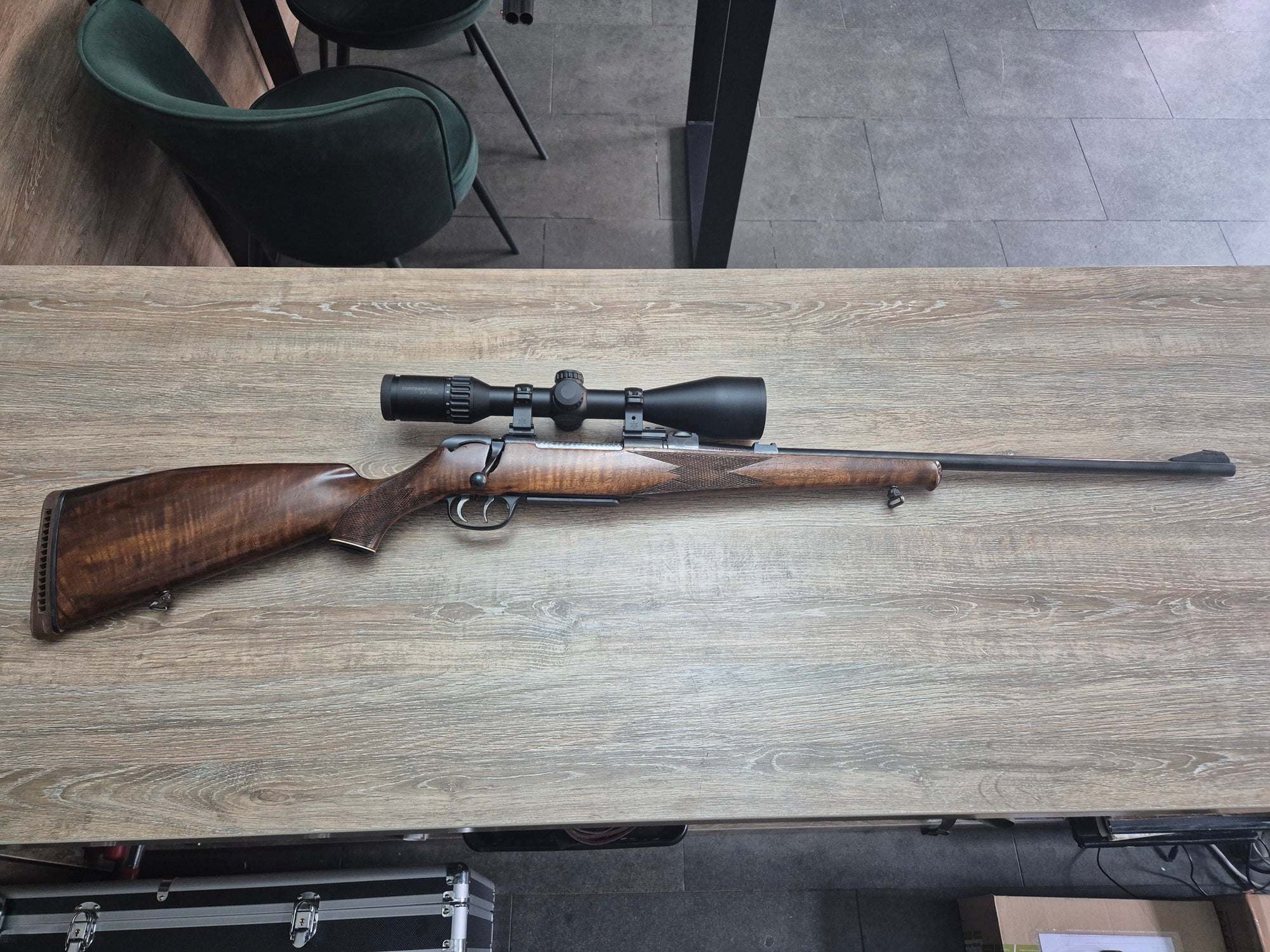 Carabina Krico, cal 7x64, 60cm, luneta Vector Optics 2.5-15x56