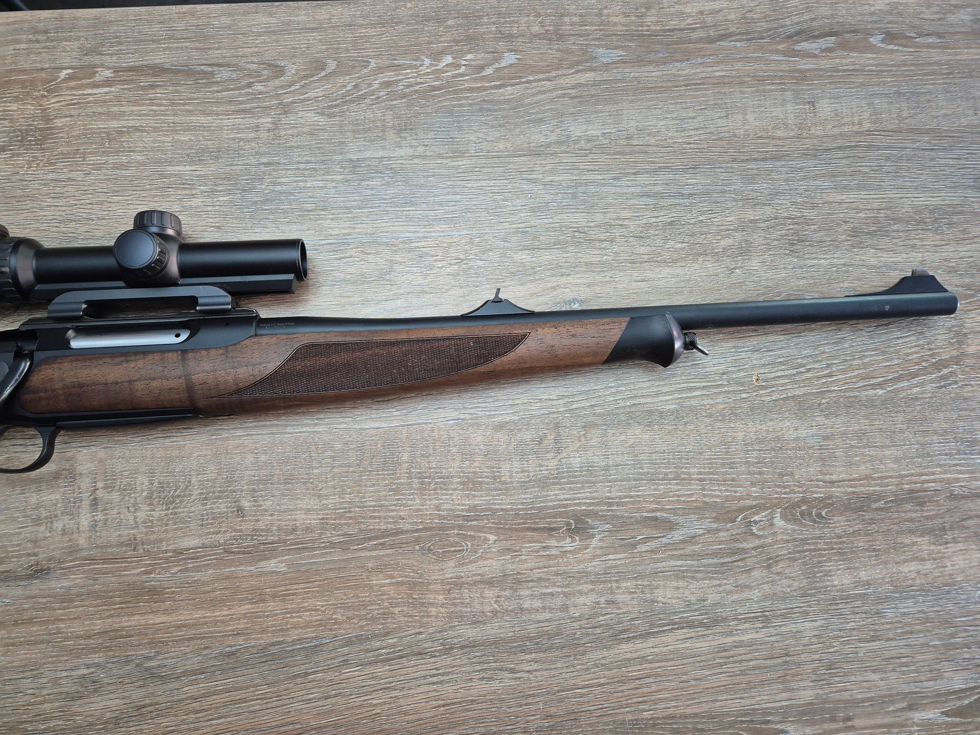 Carabina Sauer 202, cal 9.3x62, 51.5cm, luneta Leica Magnus 1-6.3x24