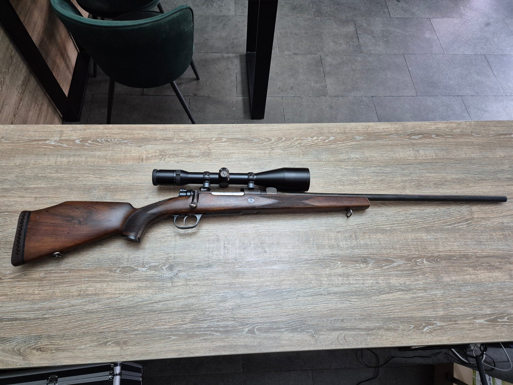 Carabina Voere-RWS, cal 8x68S, 65cm, luneta Zeiss Diavari 3-12x56