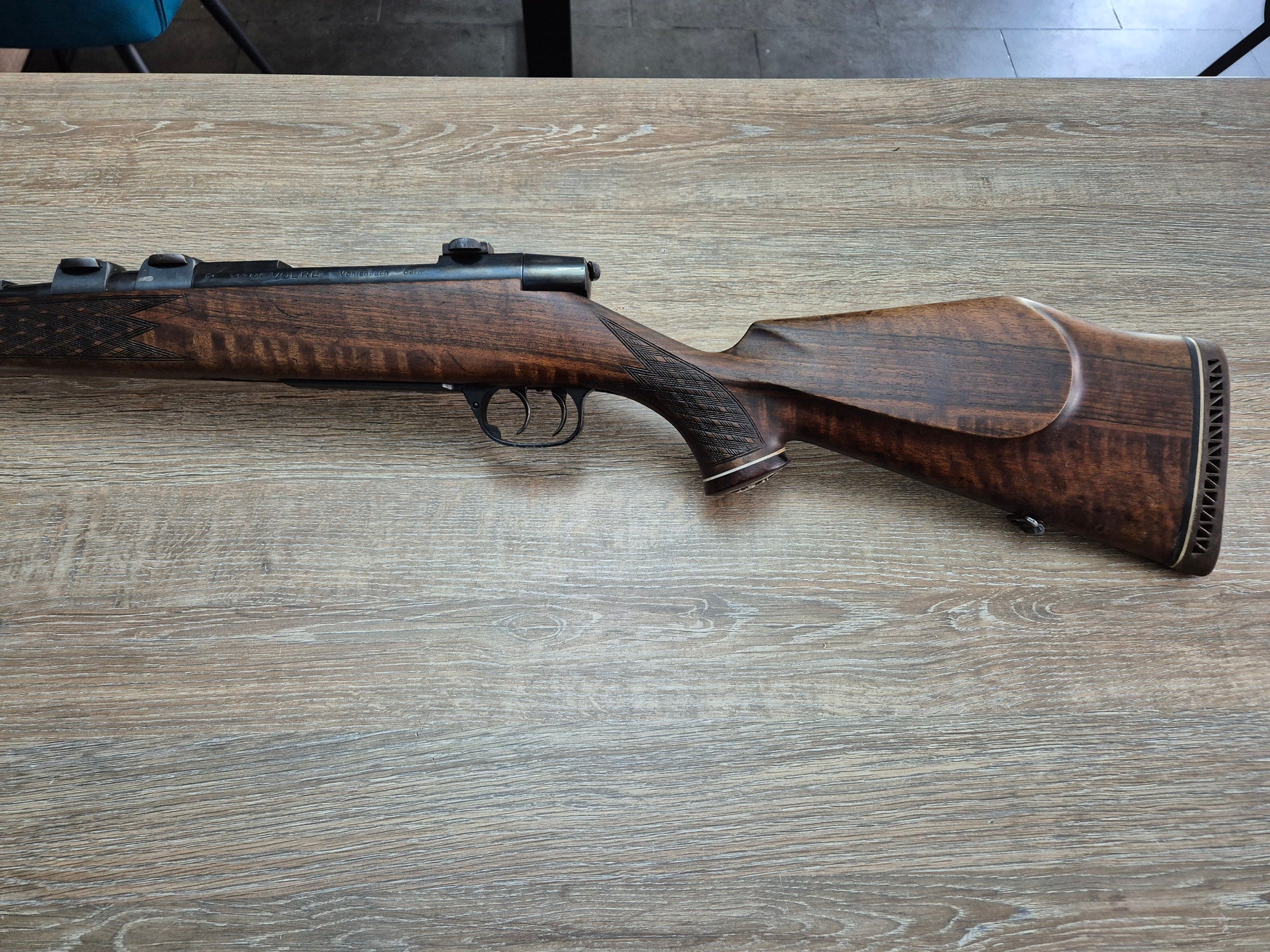 Carabina Voere, cal 8x68S, 65cm, pat lemn