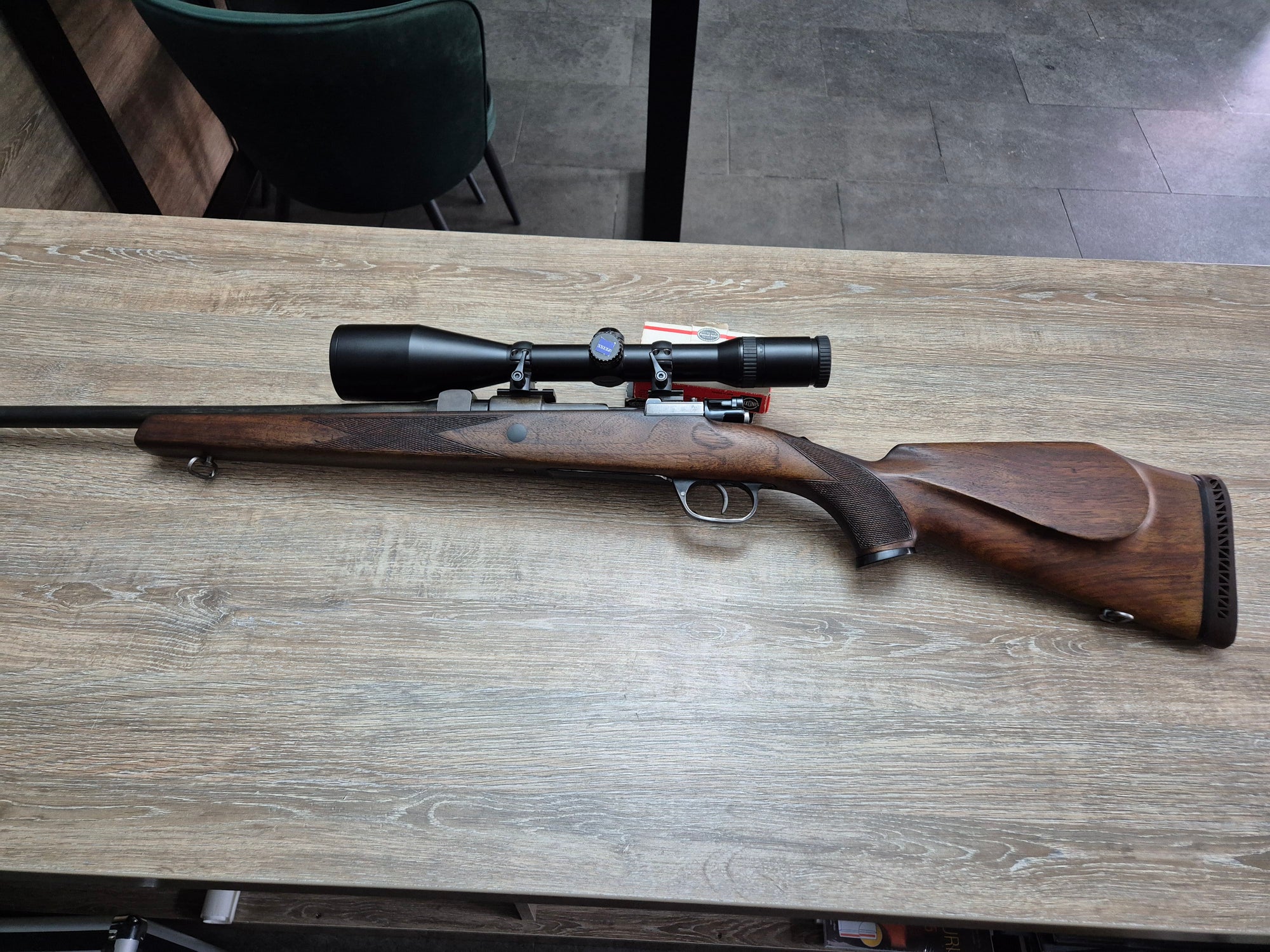 Carabina Voere-RWS, cal 8x68S, 65cm, luneta Zeiss Diavari 3-12x56