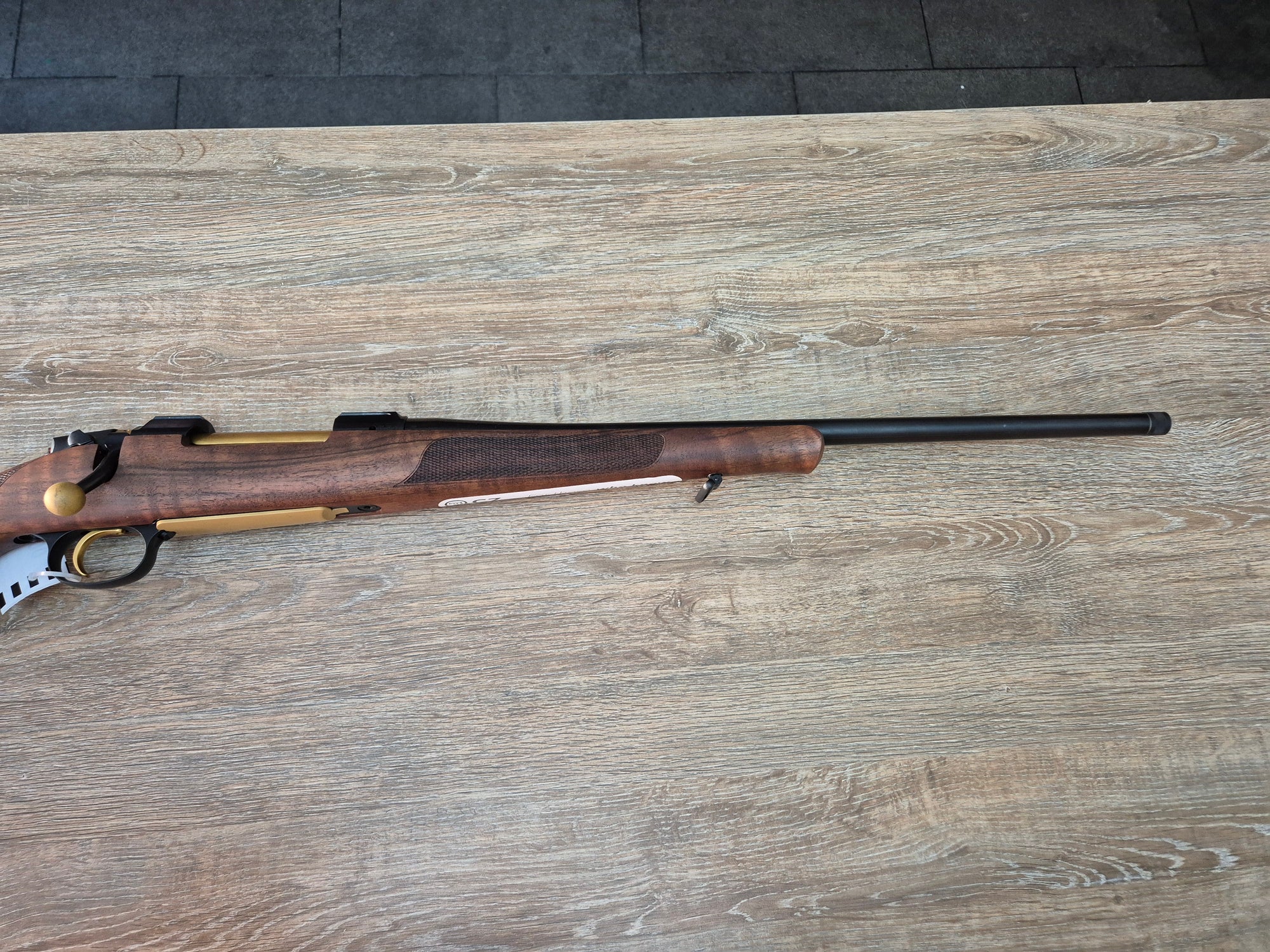 Carabina CZ 557 Lux editie limitata a 85-a aniversare, cal 30-06, pat lemn