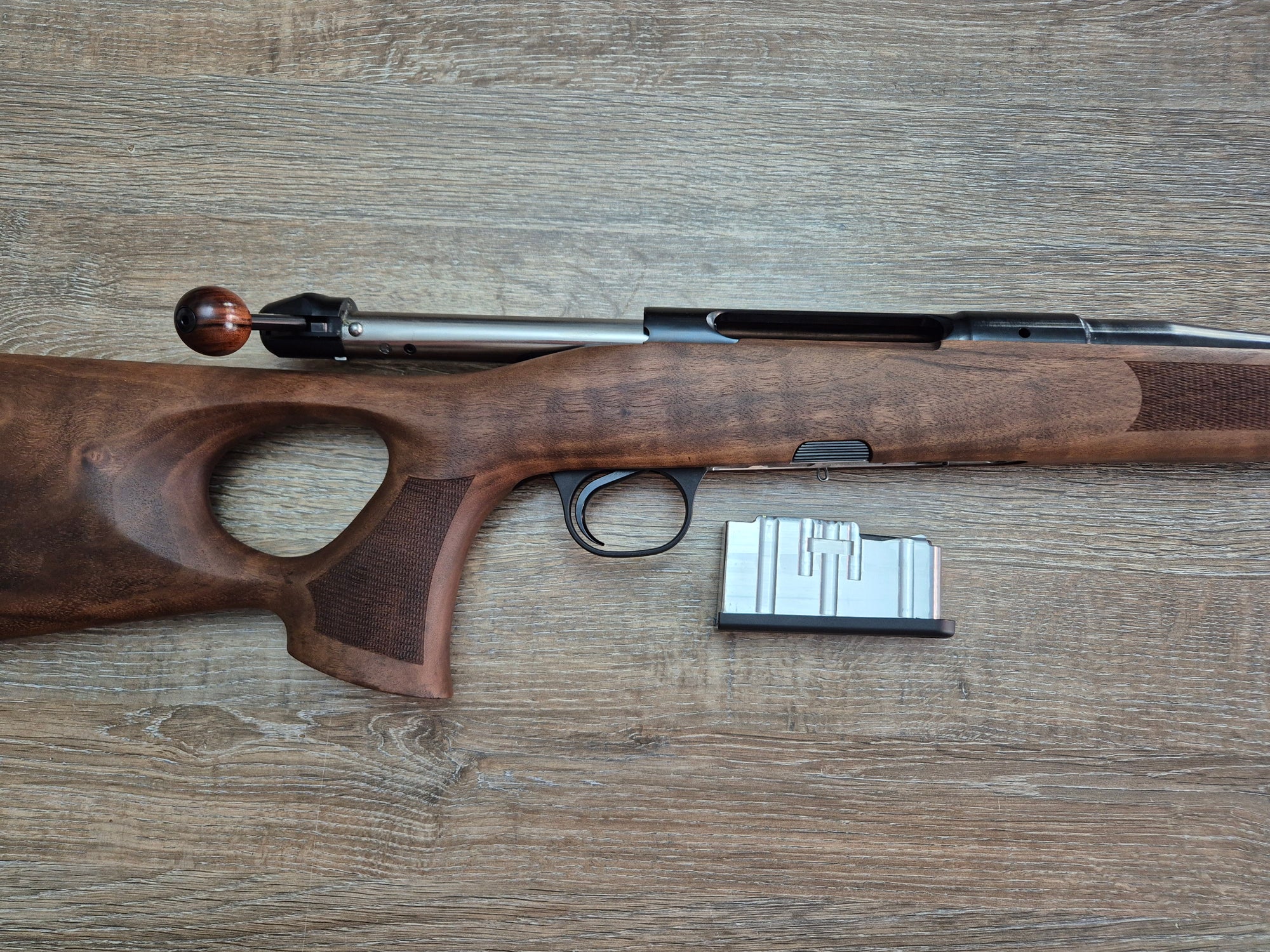 Carabina Heym SR30 Ranger-T cal 308 win, 50cm, inchidere liniara, pat lemn