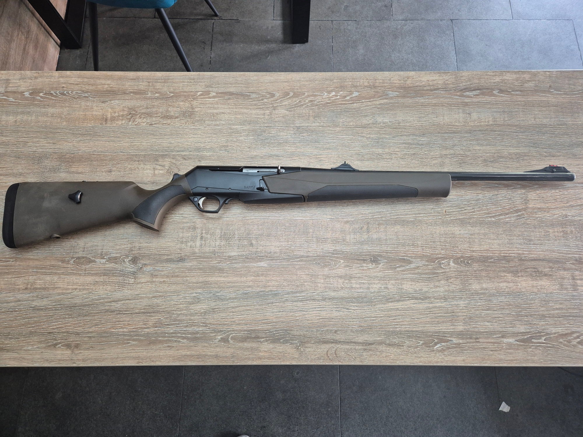 Carabina semiauto Browning BAR MK3, cal 9.3x62, 53cm, pat sintetic