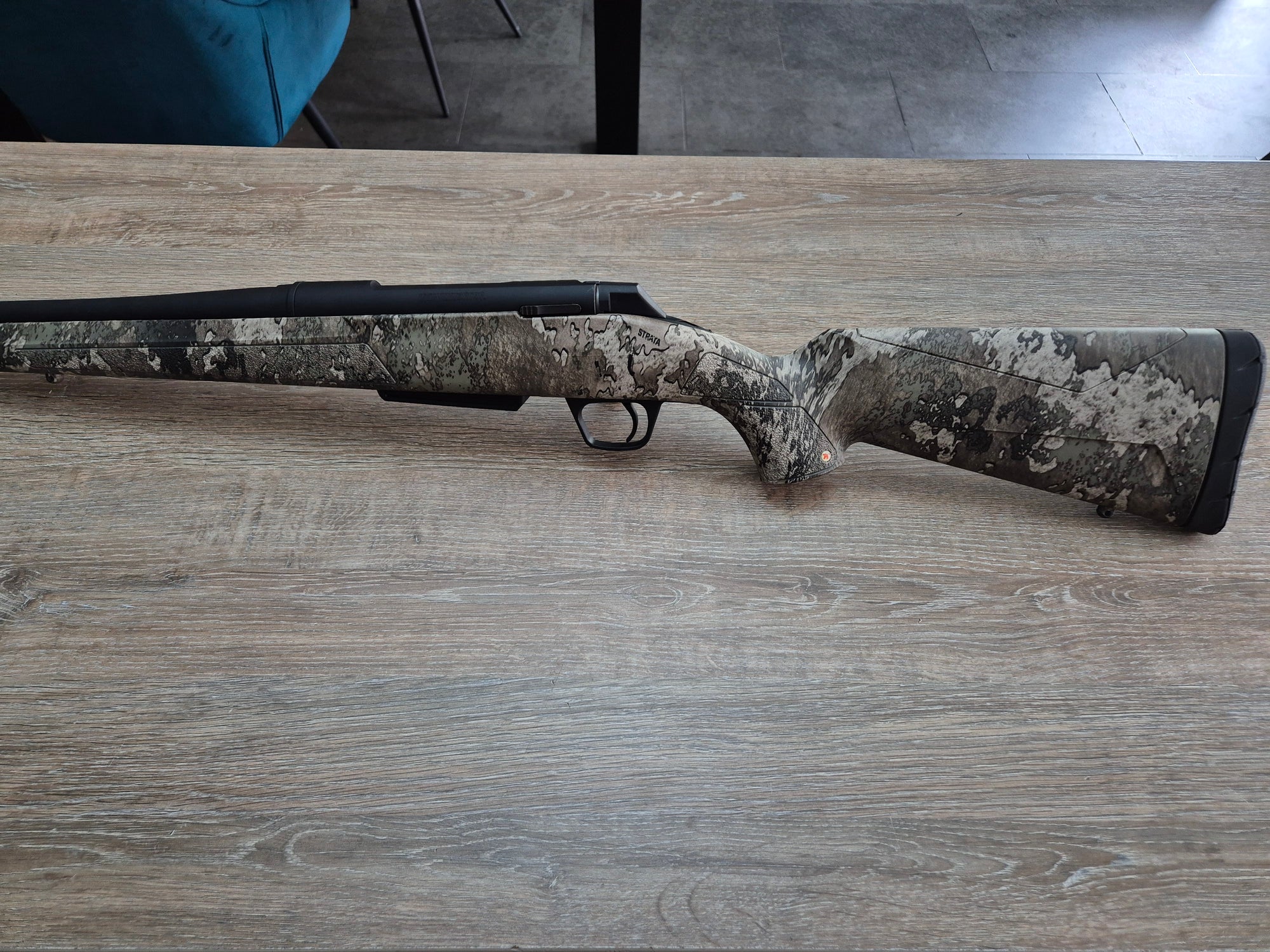 Carabina Winchester XPR Strata cal 300 win mag, teava 61cm, camuflaj