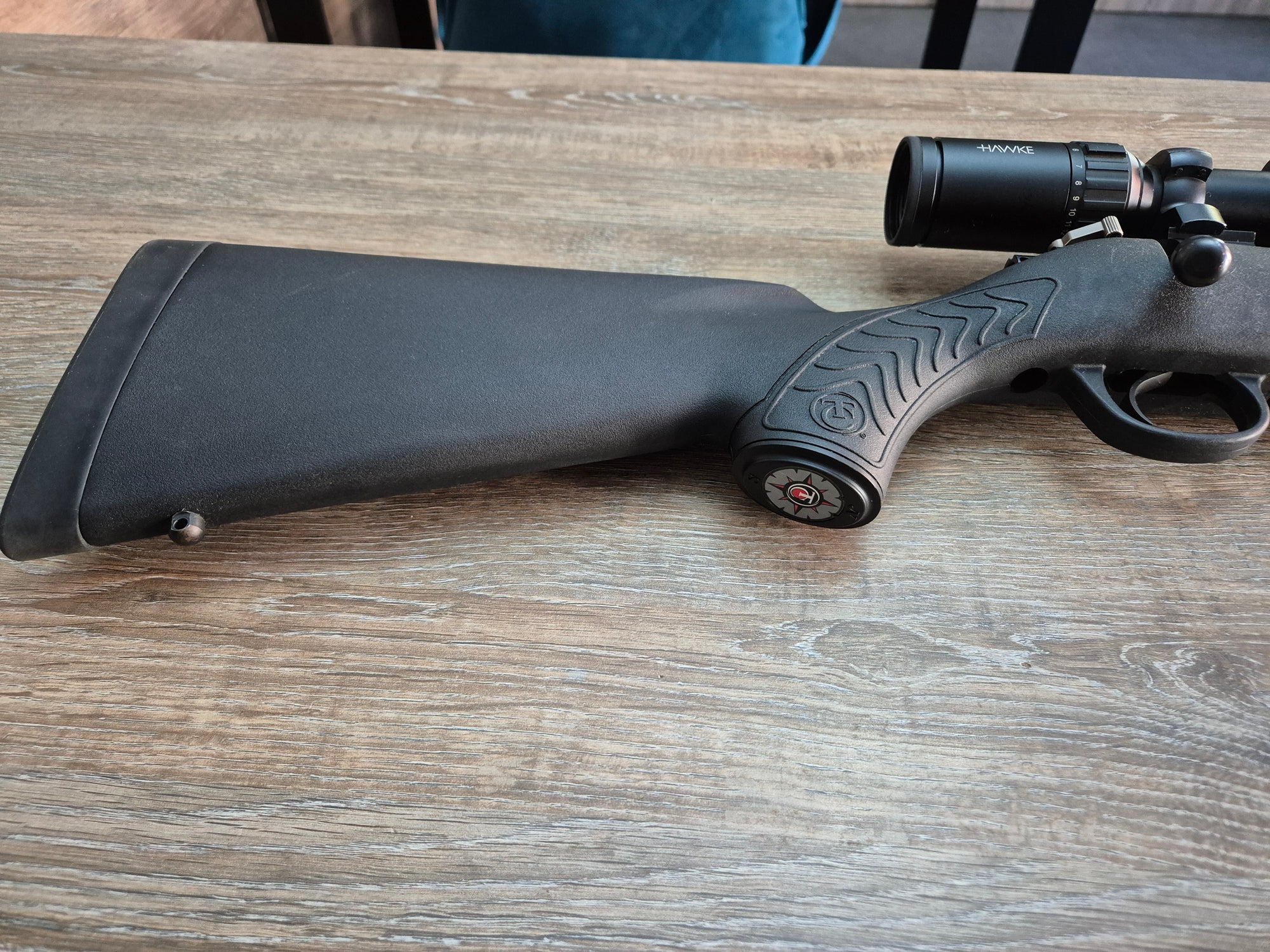 Carabina Smith&Wesson TC Compass, cal 243 win + Luneta Hawke 3-12x56