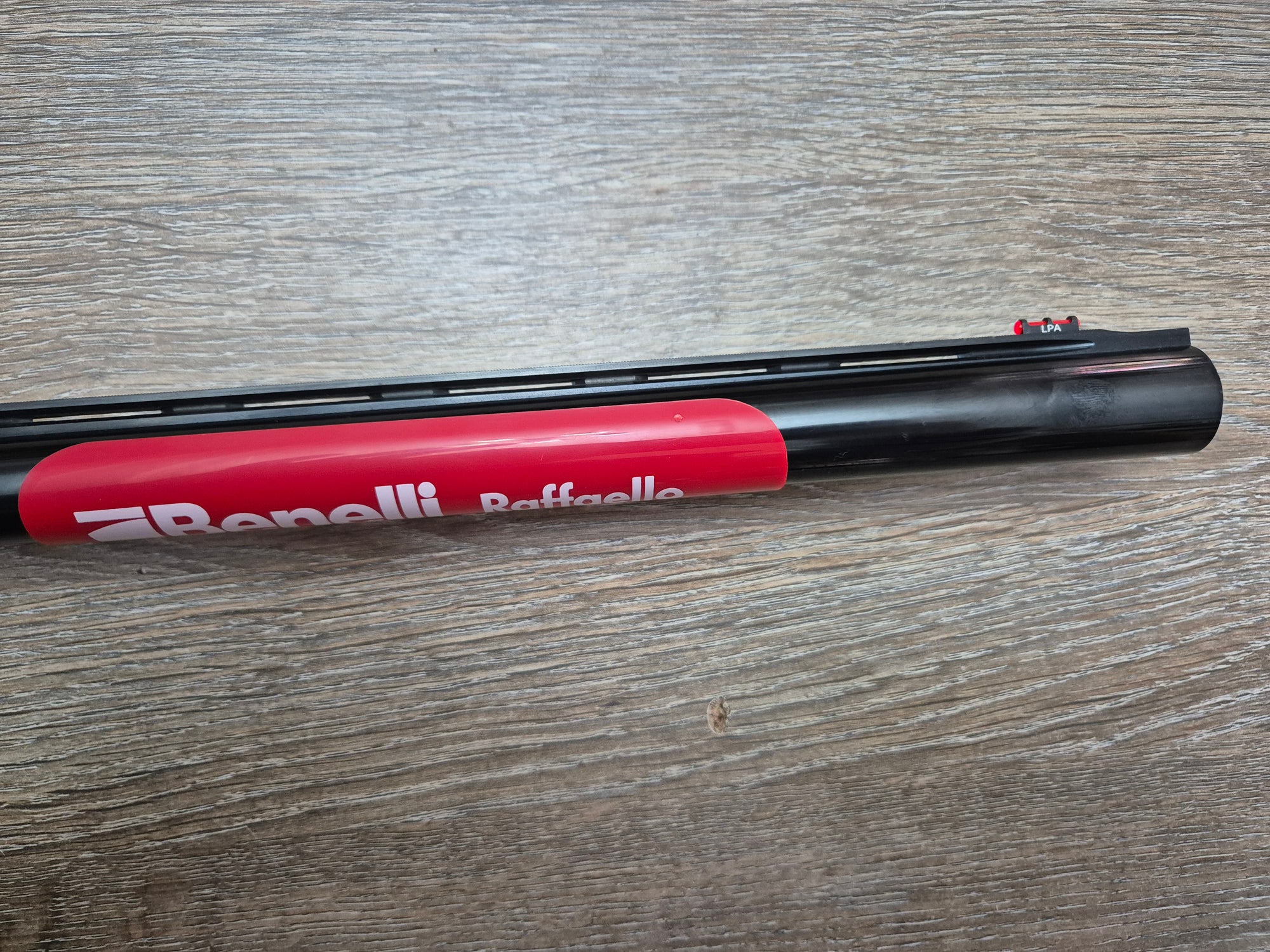 Lisa semiautomata Benelli Raffaello Black, cal 12/76, 70cm, pat lemn