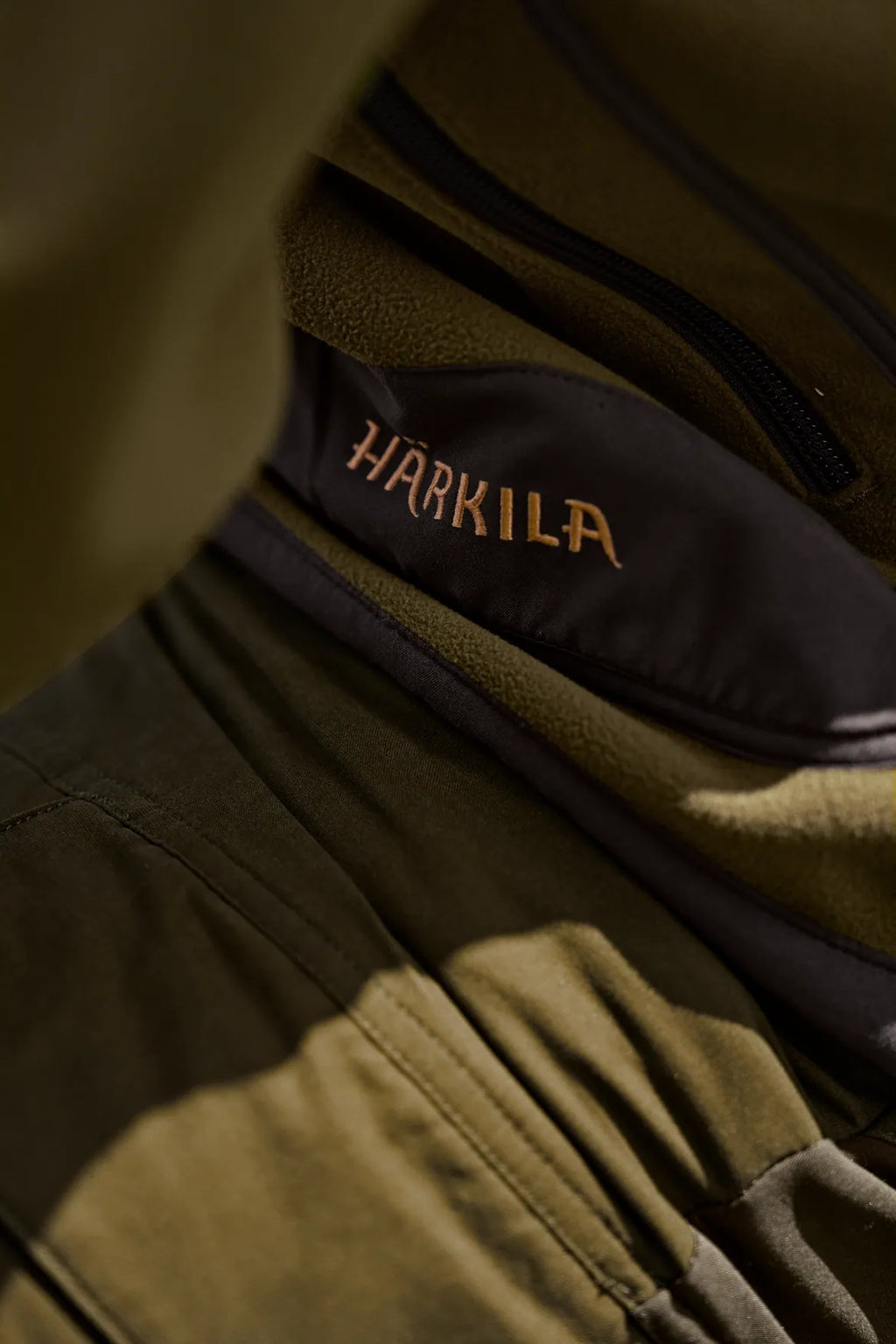 Jacheta Harkila Kamko Fleece, reversibila, Dark olive/Arabian spice
