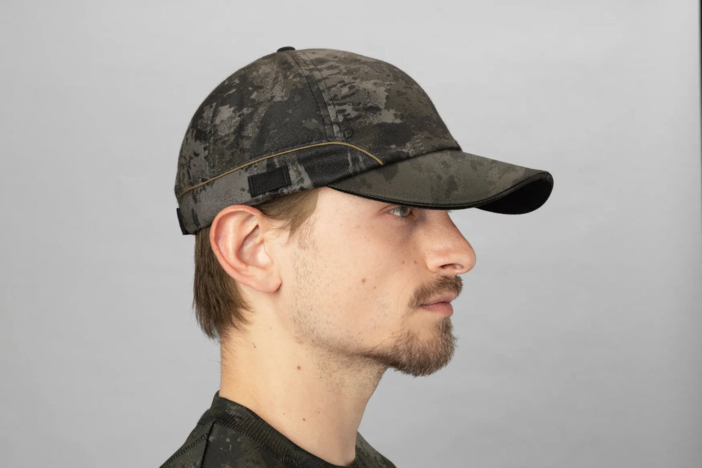 Sapca Harkila NOCTYX camo light cap, lumina LED