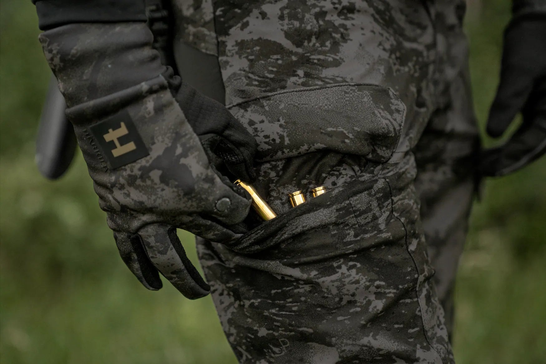 Manusi fleece Harkila NOCTYX camo, cu deget rabatabil