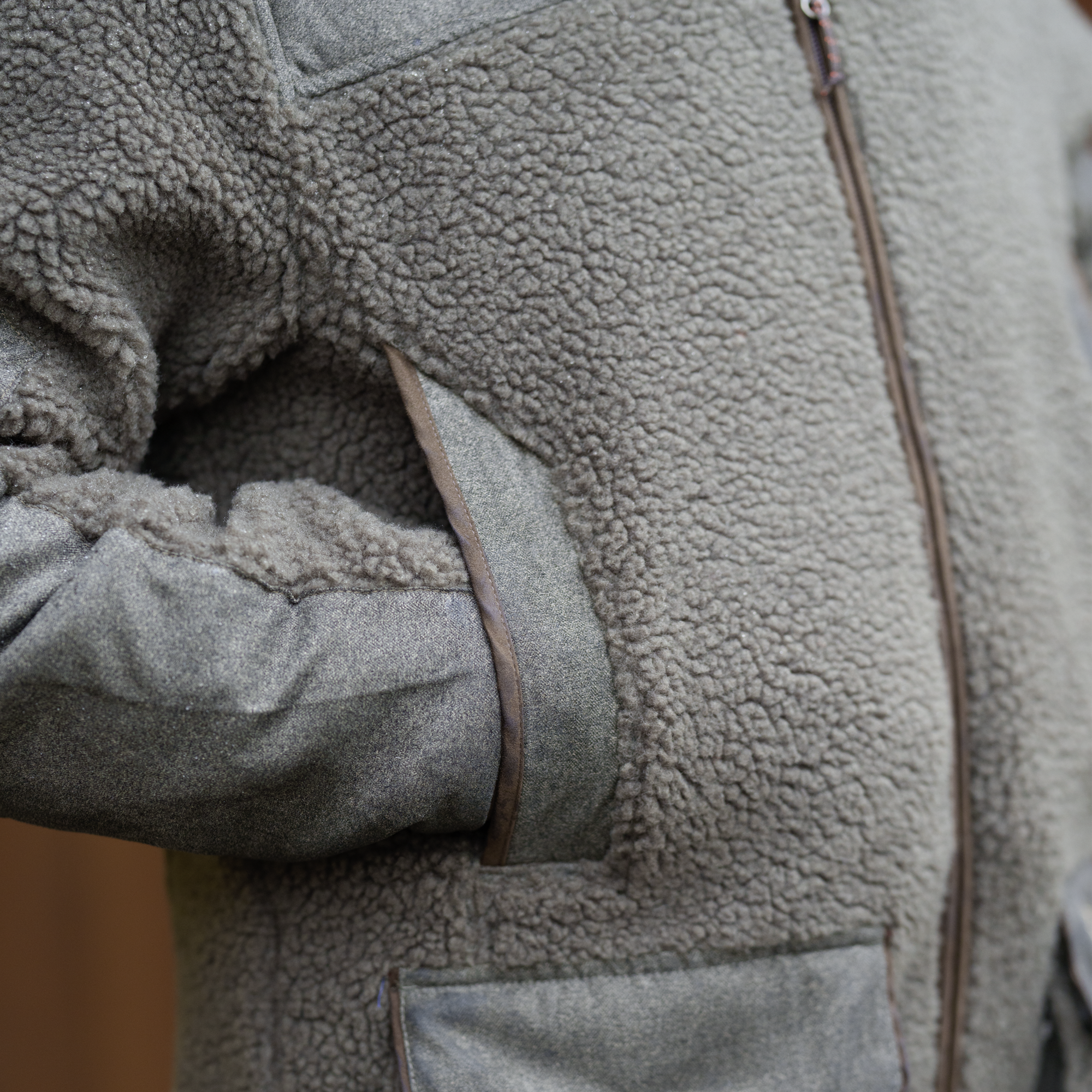 Jacheta fleece Blaser Sherpa, dark olive, captuseala anti-vant, toamna/iarna