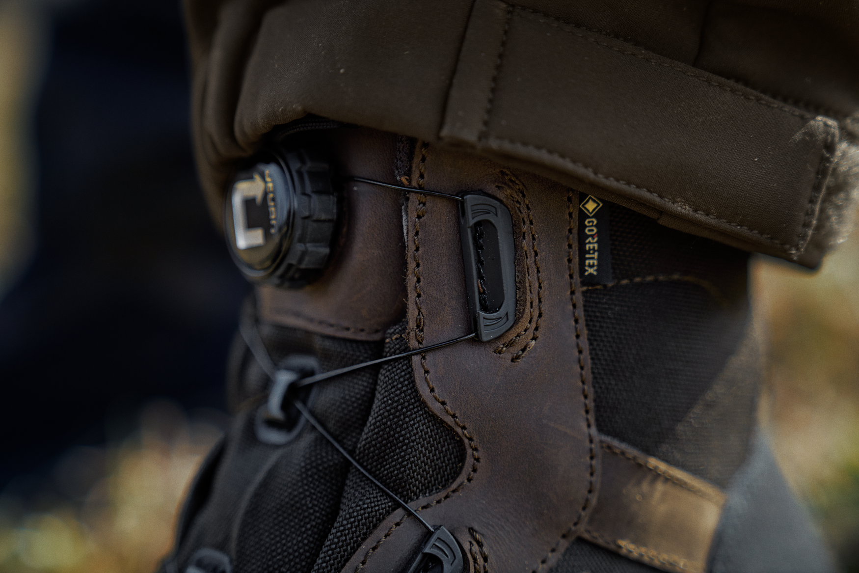 Bocanci Harkila Atammik, Gore-Tex, impermeabili, sireturi rapide, Dark brown