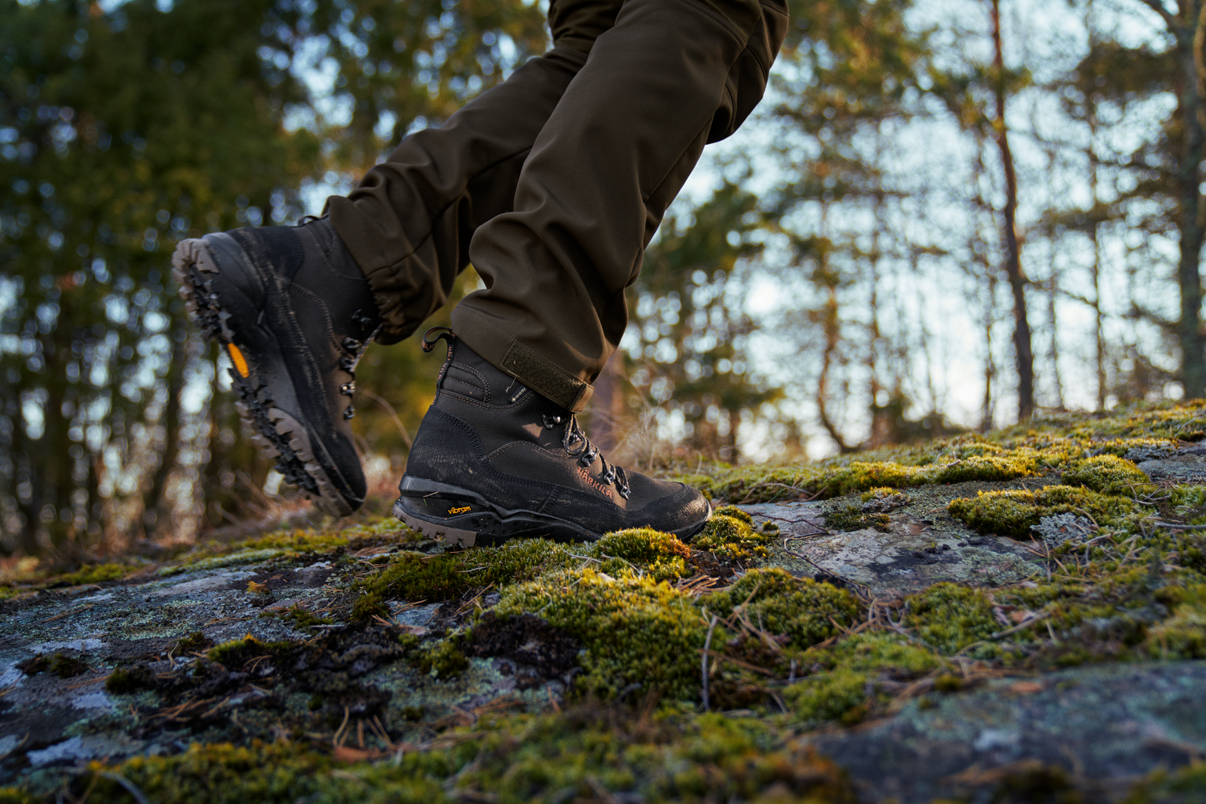 Bocanci Harkila Pro Hunter Light Mid, Gore-Tex, impermeabili, Shadow Brown