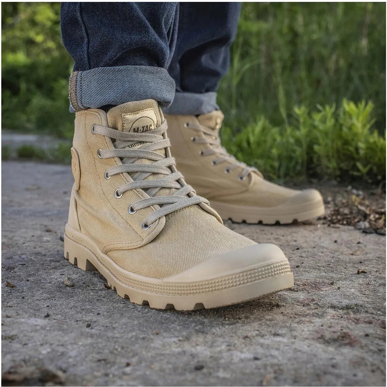 Tenisi M-Tac khaki, pentru oras si light trekking
