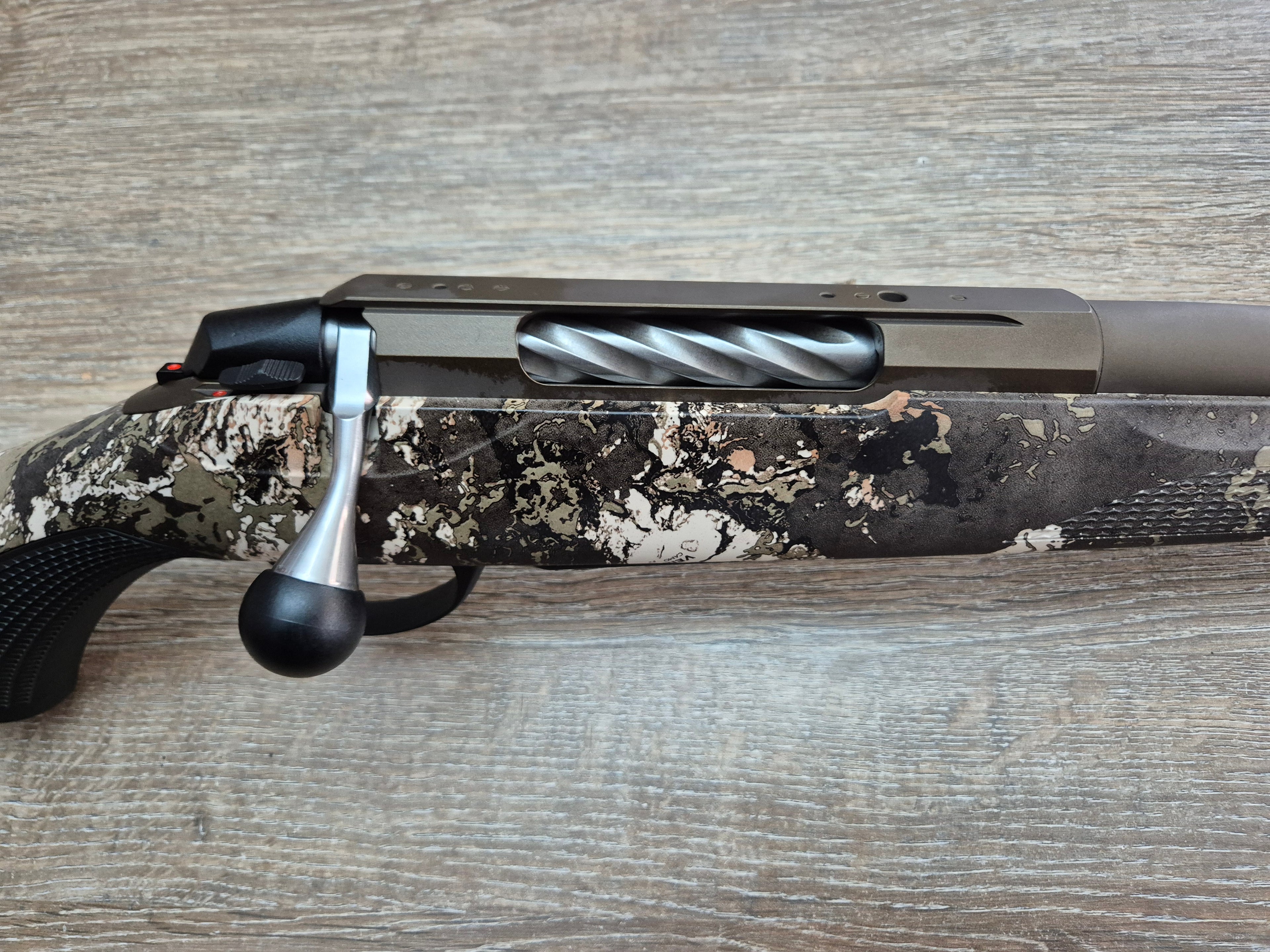 Carabina Tikka T3x Lite Veil, cal 308 win, teava fluted cerakote 57cm