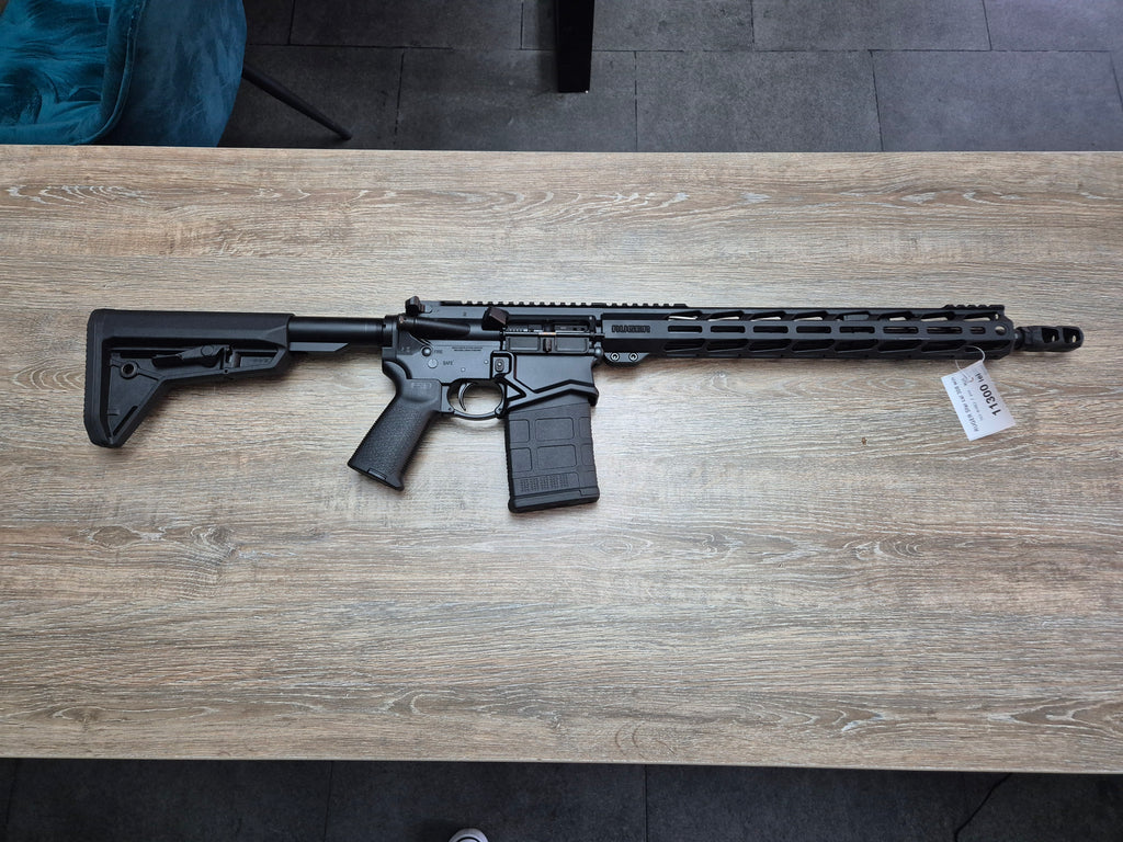 Carabina semiauto Ruger SFAR, cal 308 win, stil tactic, pentru vanatoare