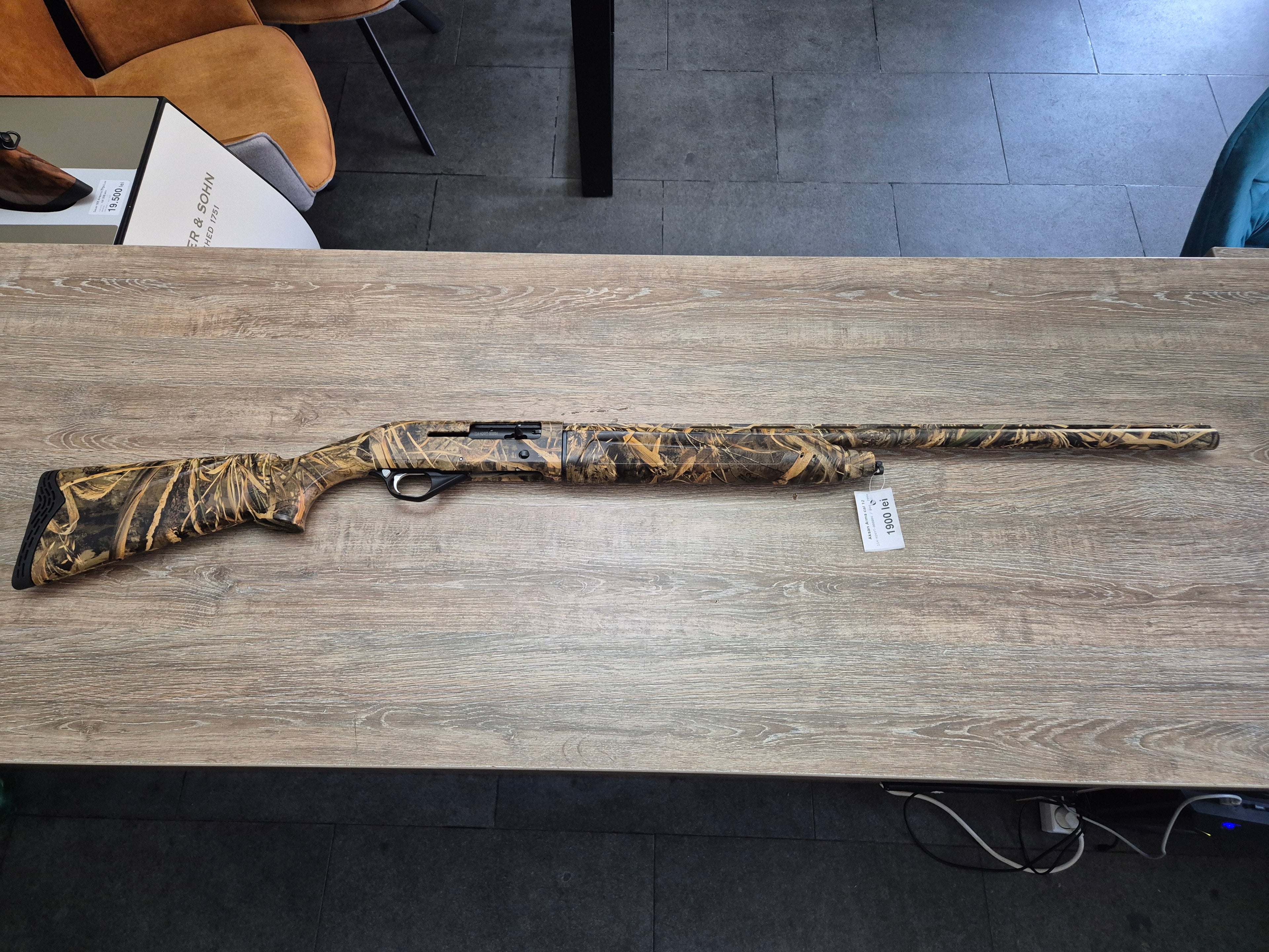 Lisa semiautomata Aksan Arms, cal 12/76, 71cm, pat camuflaj