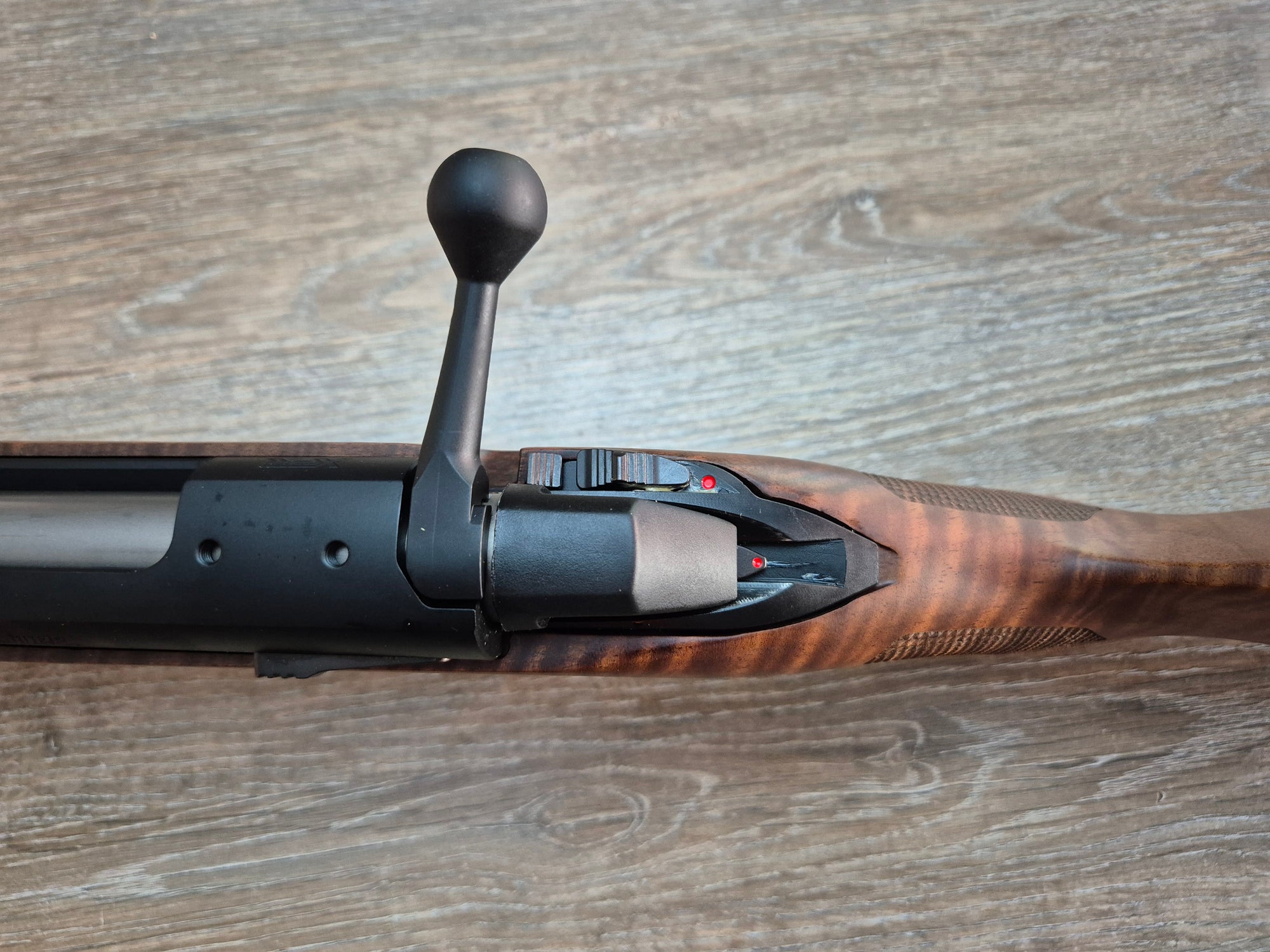 Carabina Winchester XPR Sporter cal 270 win, teava 53cm, pat lemn