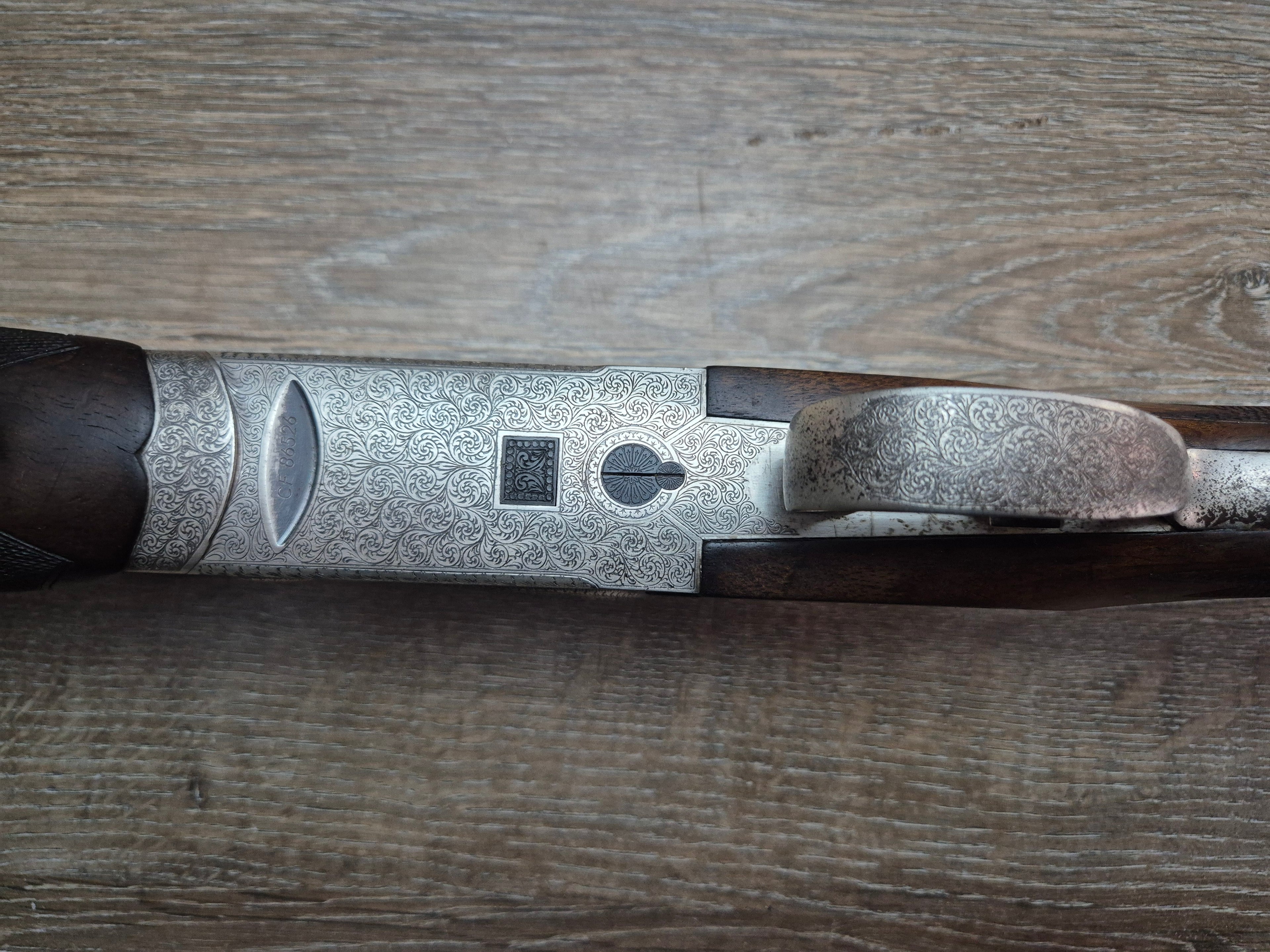 Bock SKB Arms (Japonia), mod. 800, cal 12, tevi 71cm, gravuri