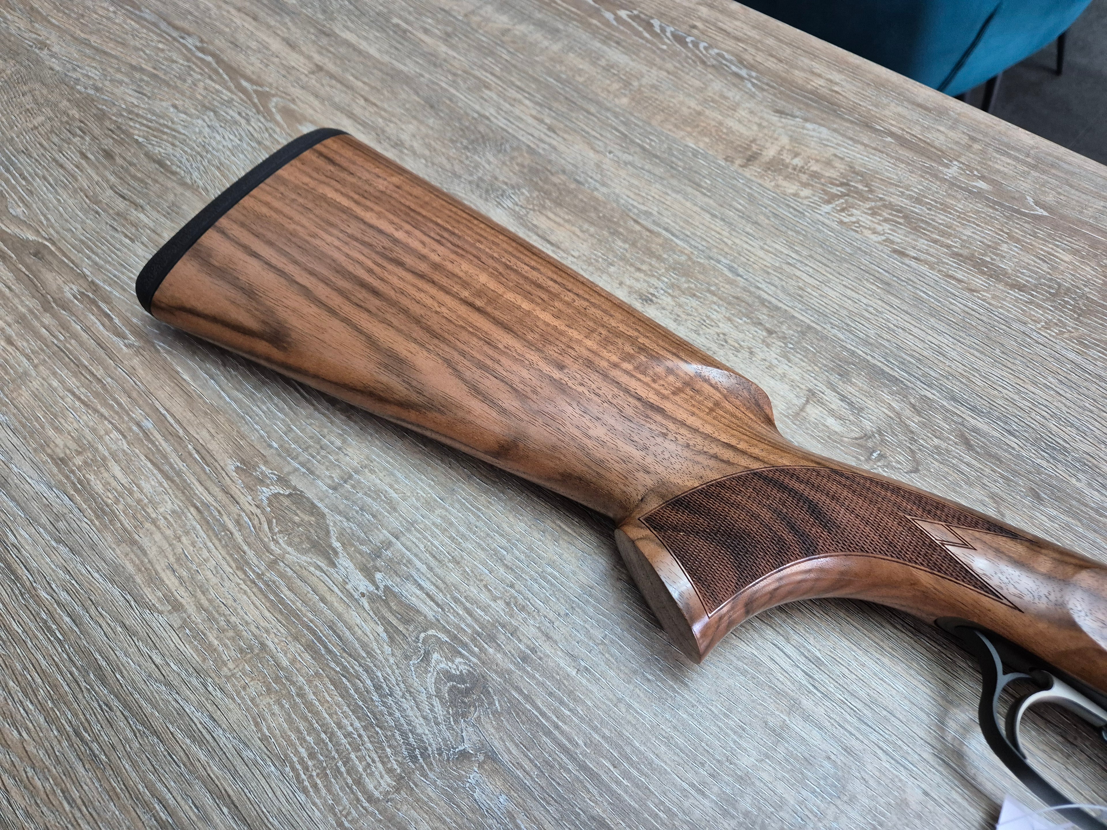 Bock Blaser F16 Game, cal 12/76, tevi 71cm, lemn grad 3