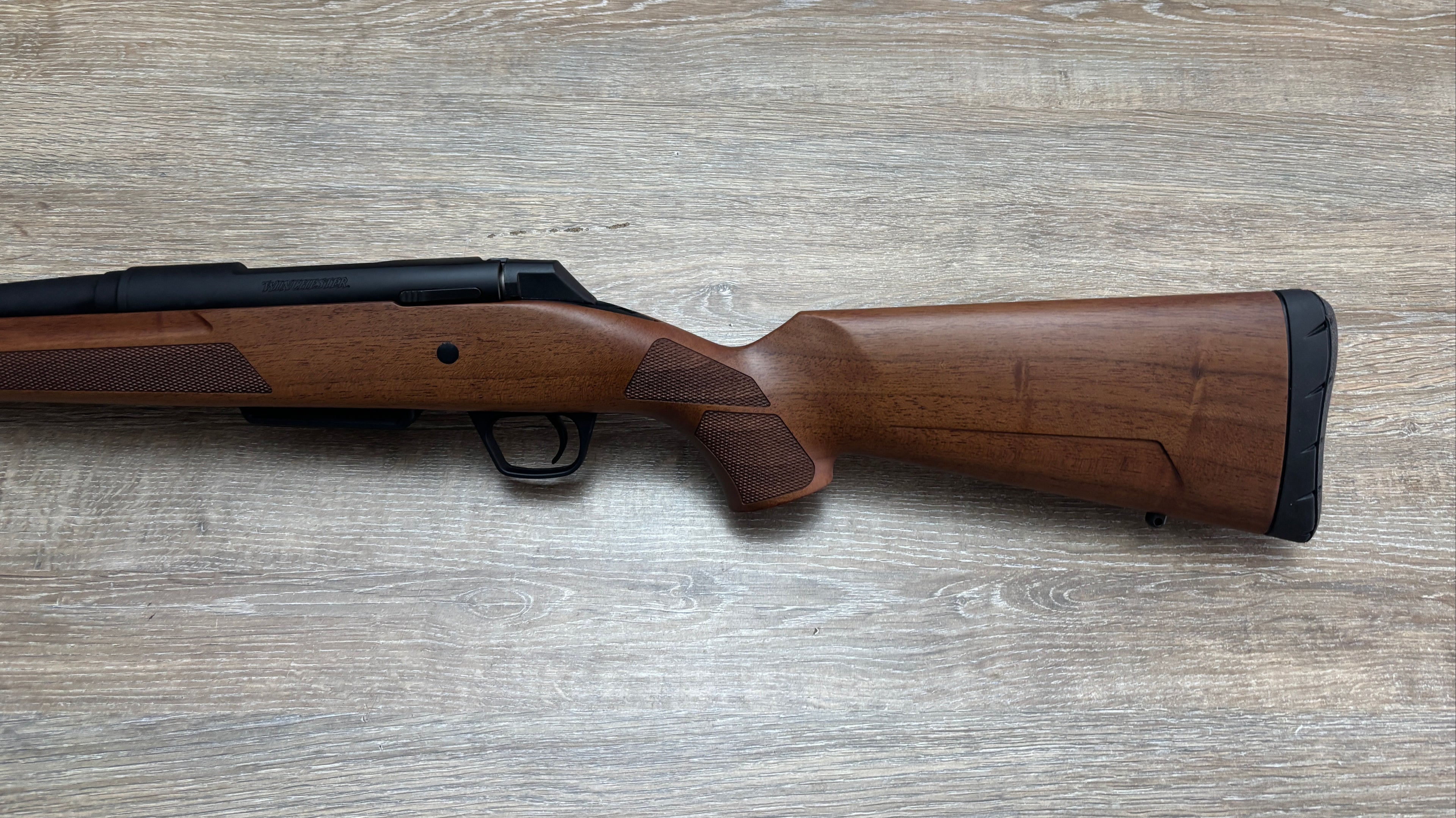 Carabina Winchester XPR Sporter cal 308 win, teava 53cm, pat lemn