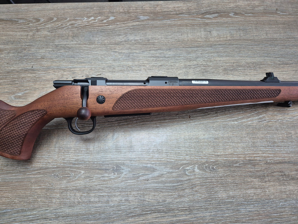 Carabina CZ 600 Lux, cal 308 win, 51cm, pat lemn, cătări