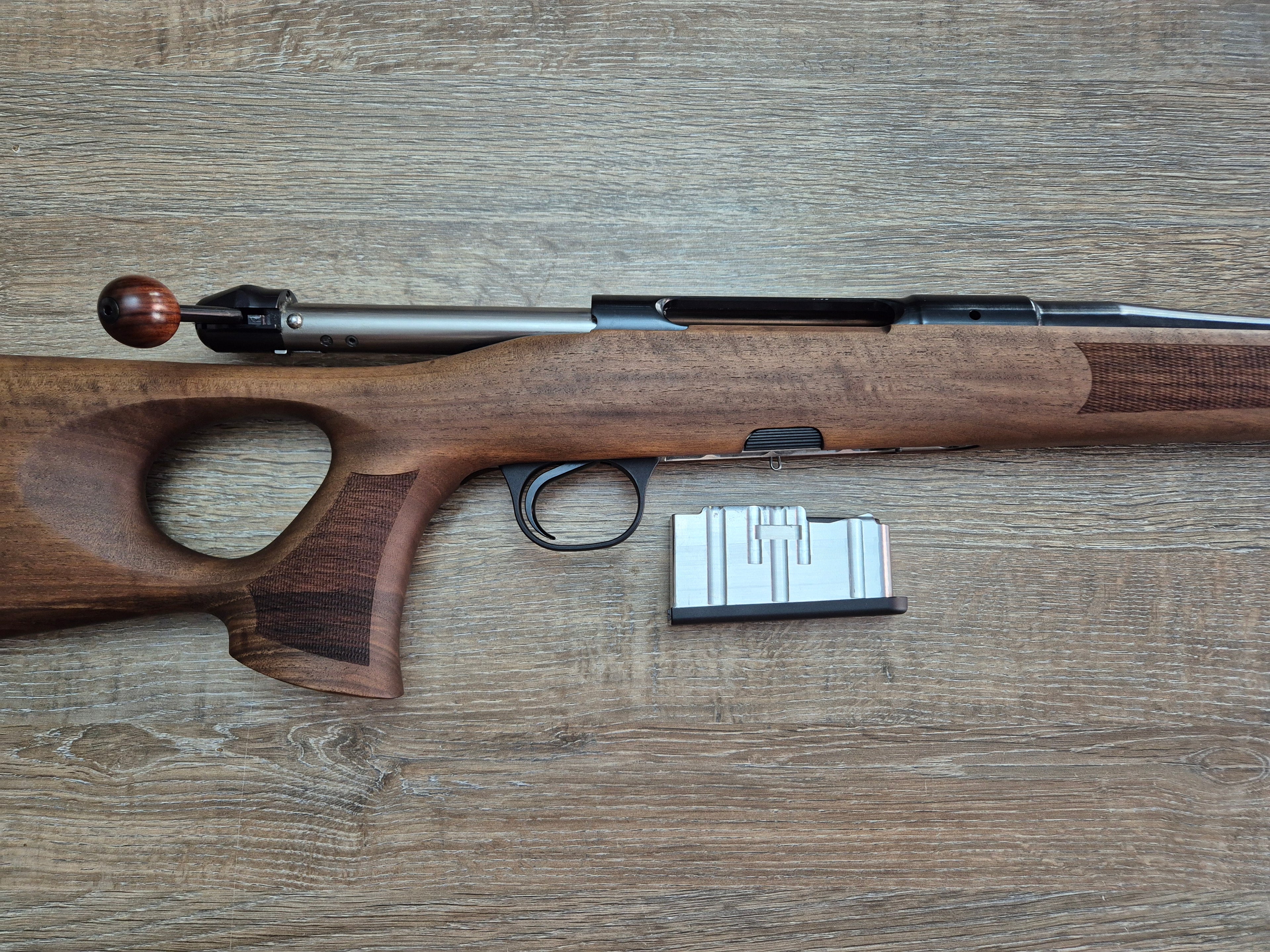 Carabina Heym SR30 Ranger-T cal 308 win, 50cm, inchidere liniara, pat lemn