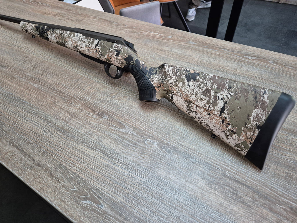 Carabina Tikka T3X Lite Veil, cal 270 win, 57cm, teava fluted cerakote, muzzle brake