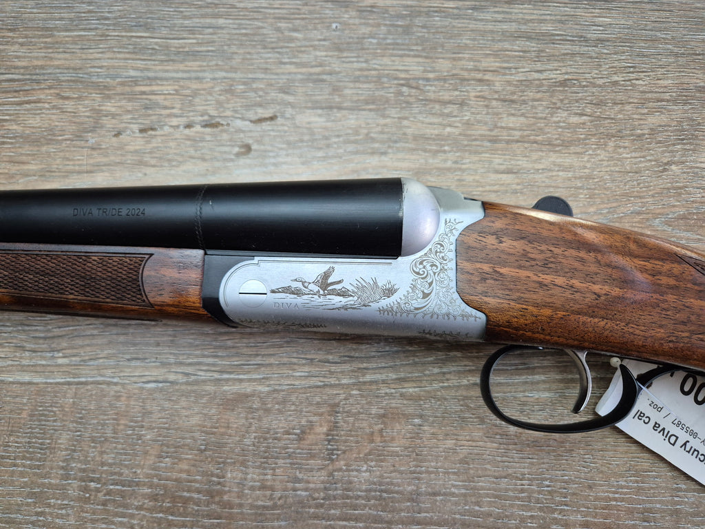 Lisa Mercury Diva, cal 12/76, tevi 71.5cm, socuri