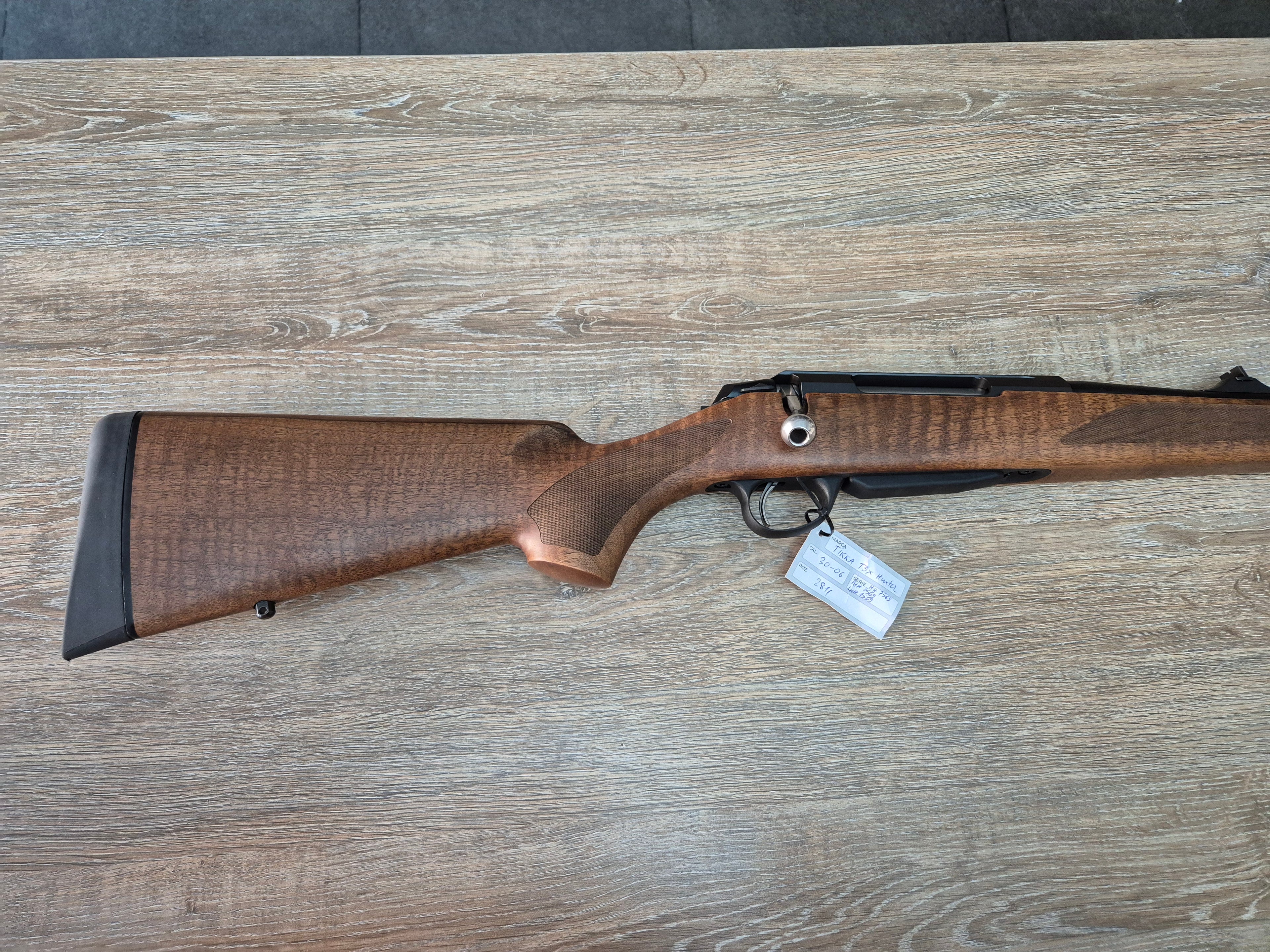 Carabina Tikka T3X Hunter, cal 30-06, 57cm, pat lemn