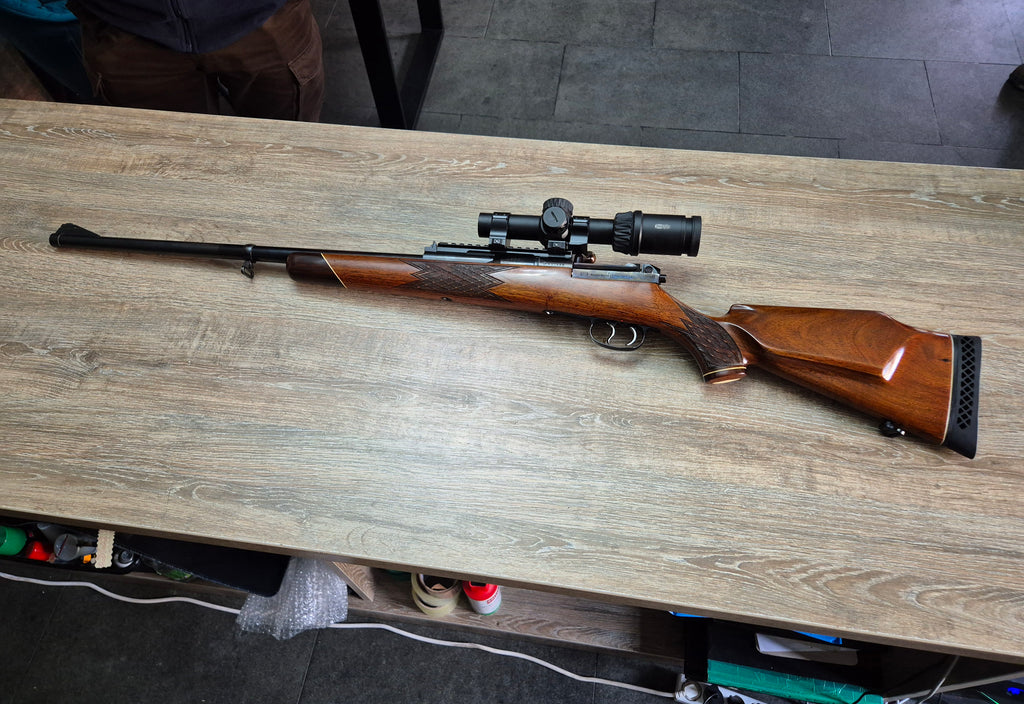 Carabina Mauser 66, cal 9,3x64, teava 65cm, luneta Meopta 1-6x24