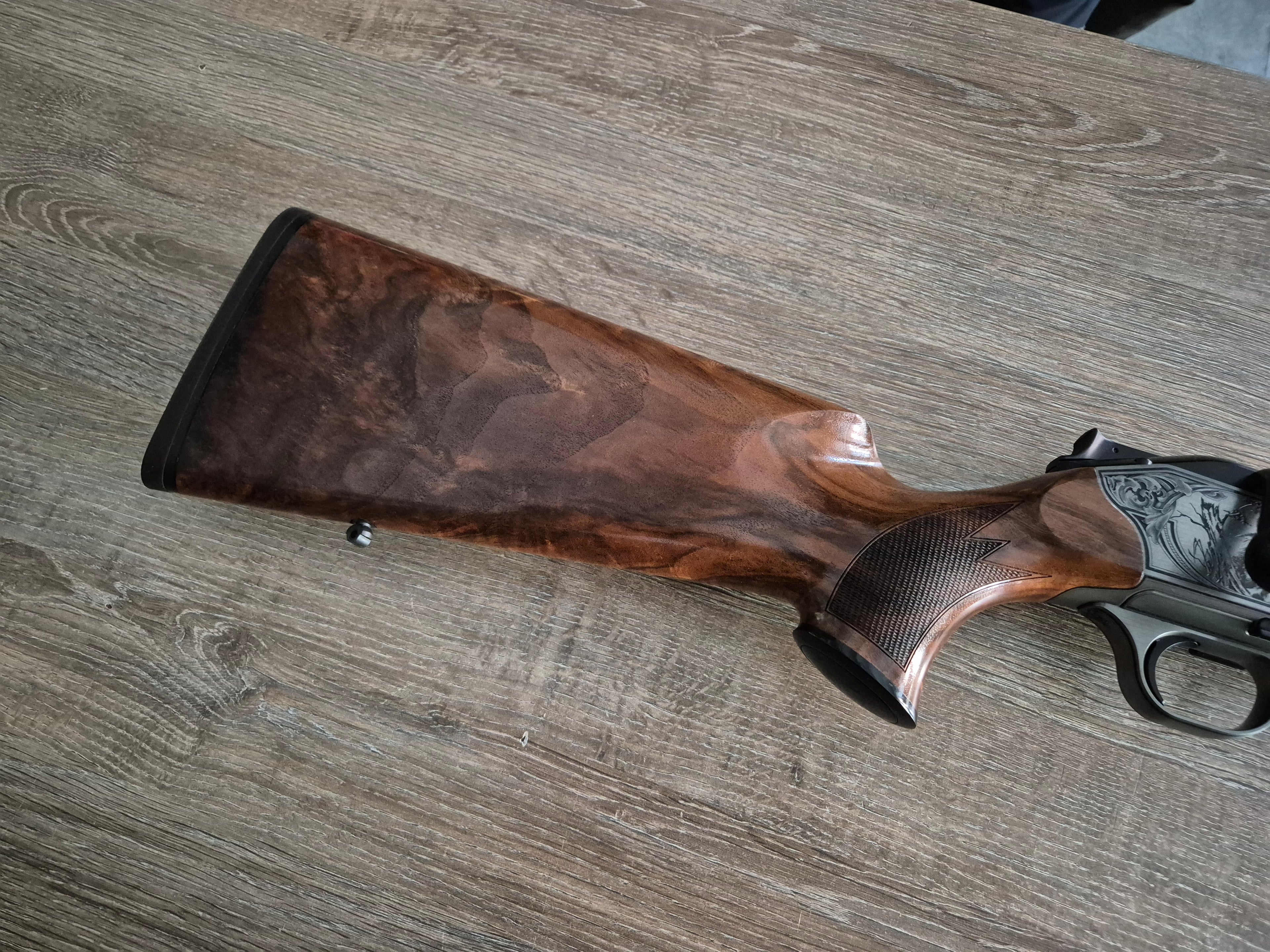 Carabina Blaser R8 Luxus, cal 300 win mag, teava 65 cm, filet