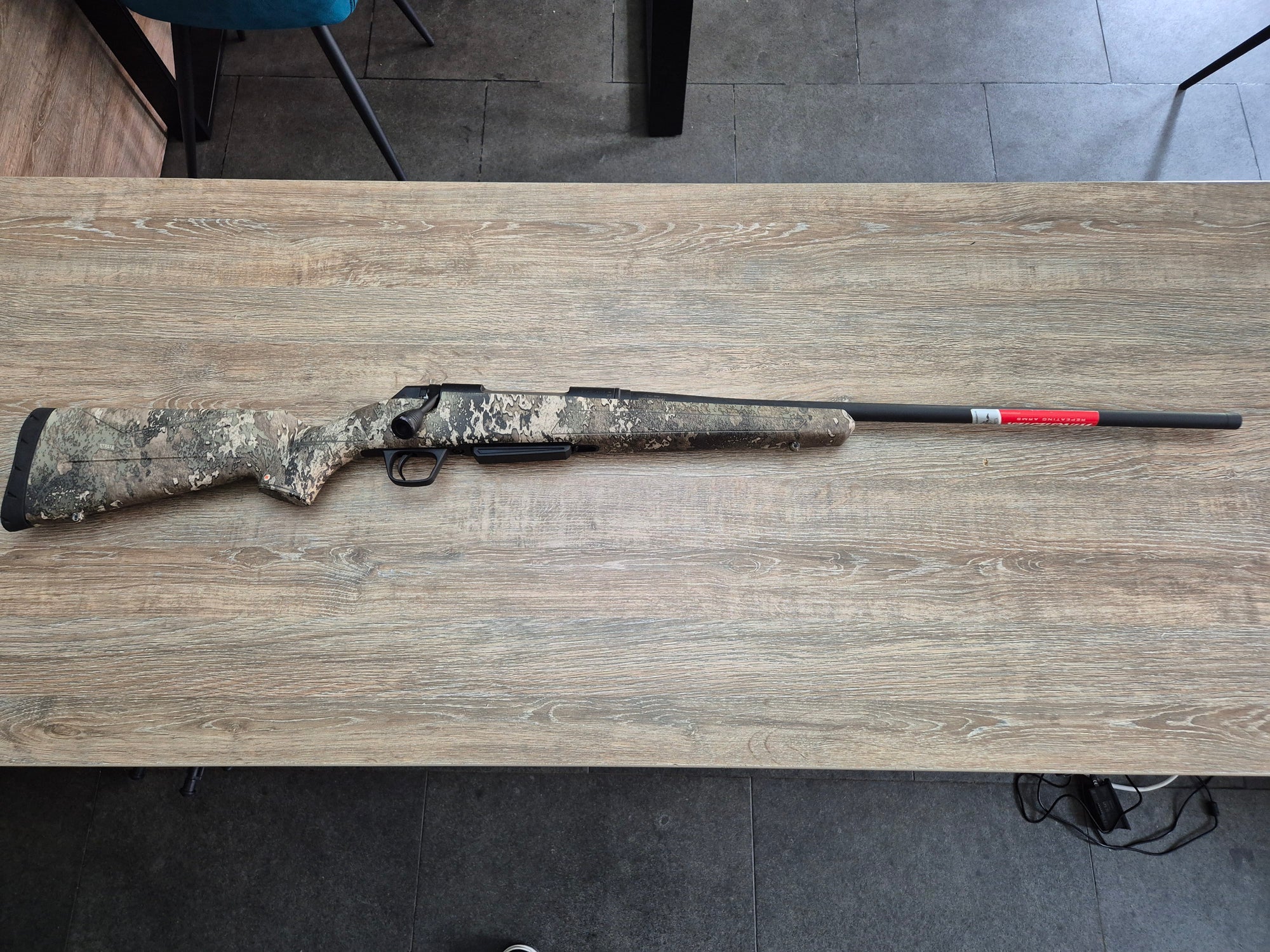 Carabina Winchester XPR Strata cal 300 win mag, teava 61cm, camuflaj